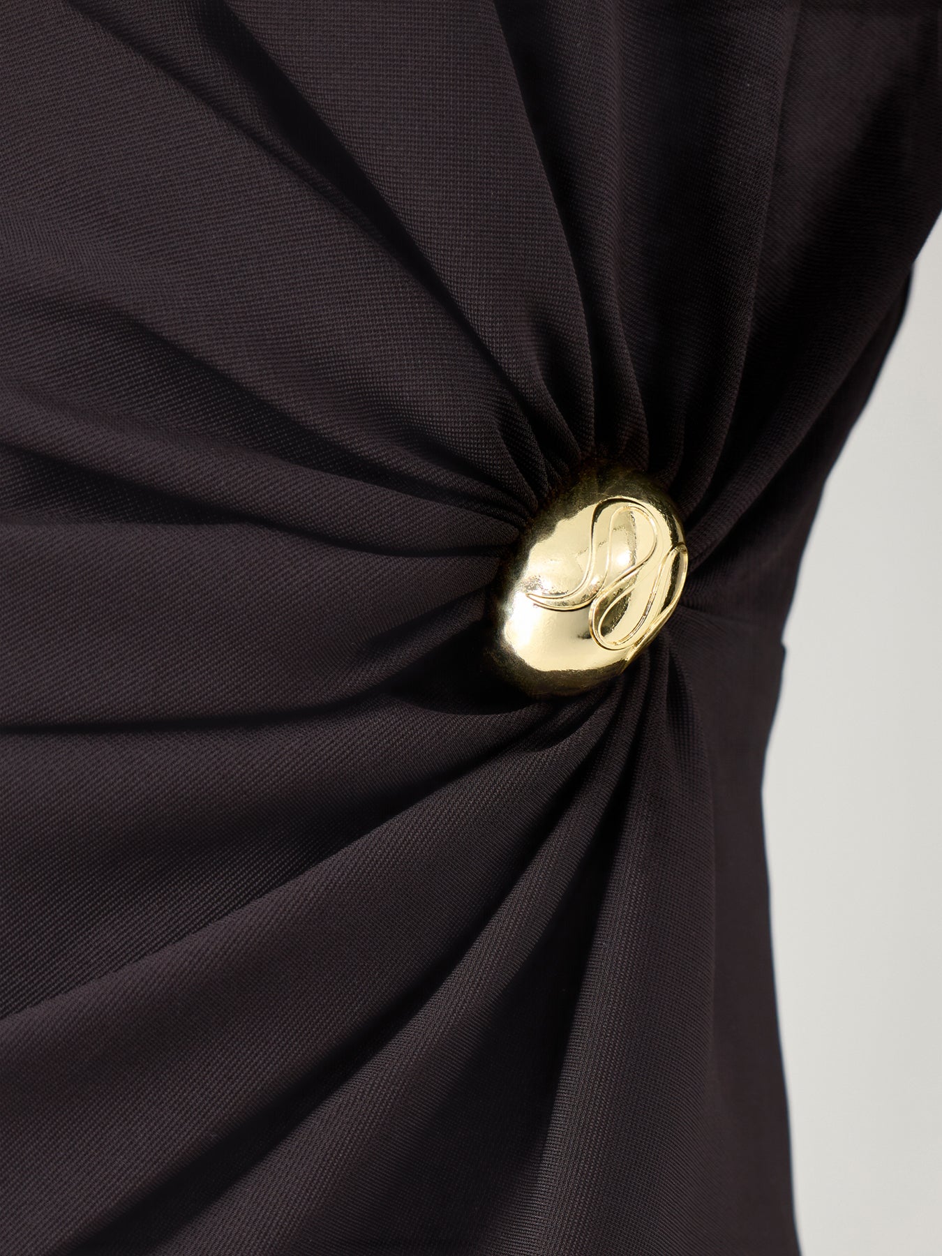 Mailey Jersey Brooch Long Sleeve Top