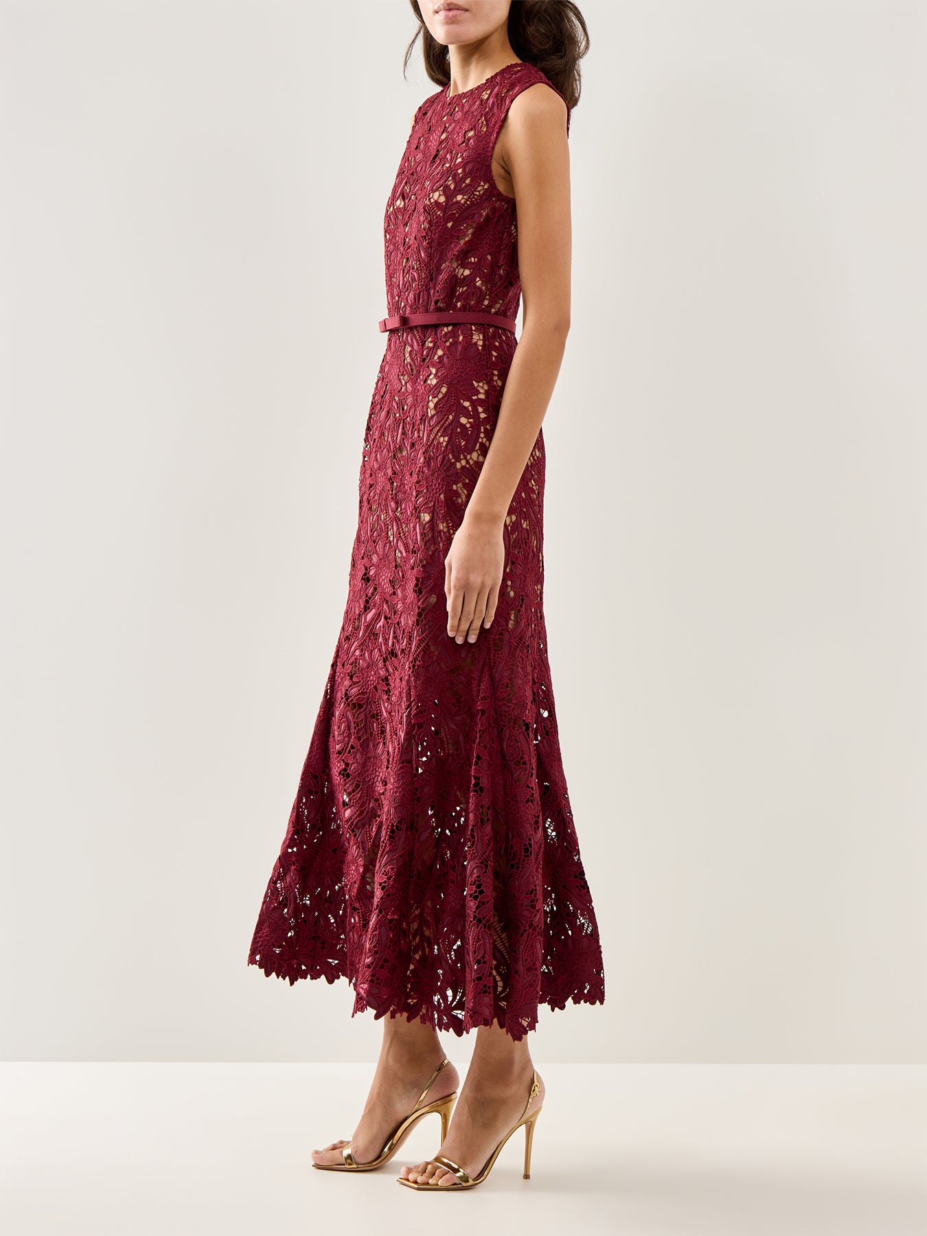 Guipure Lace Midi Dress Burgundy