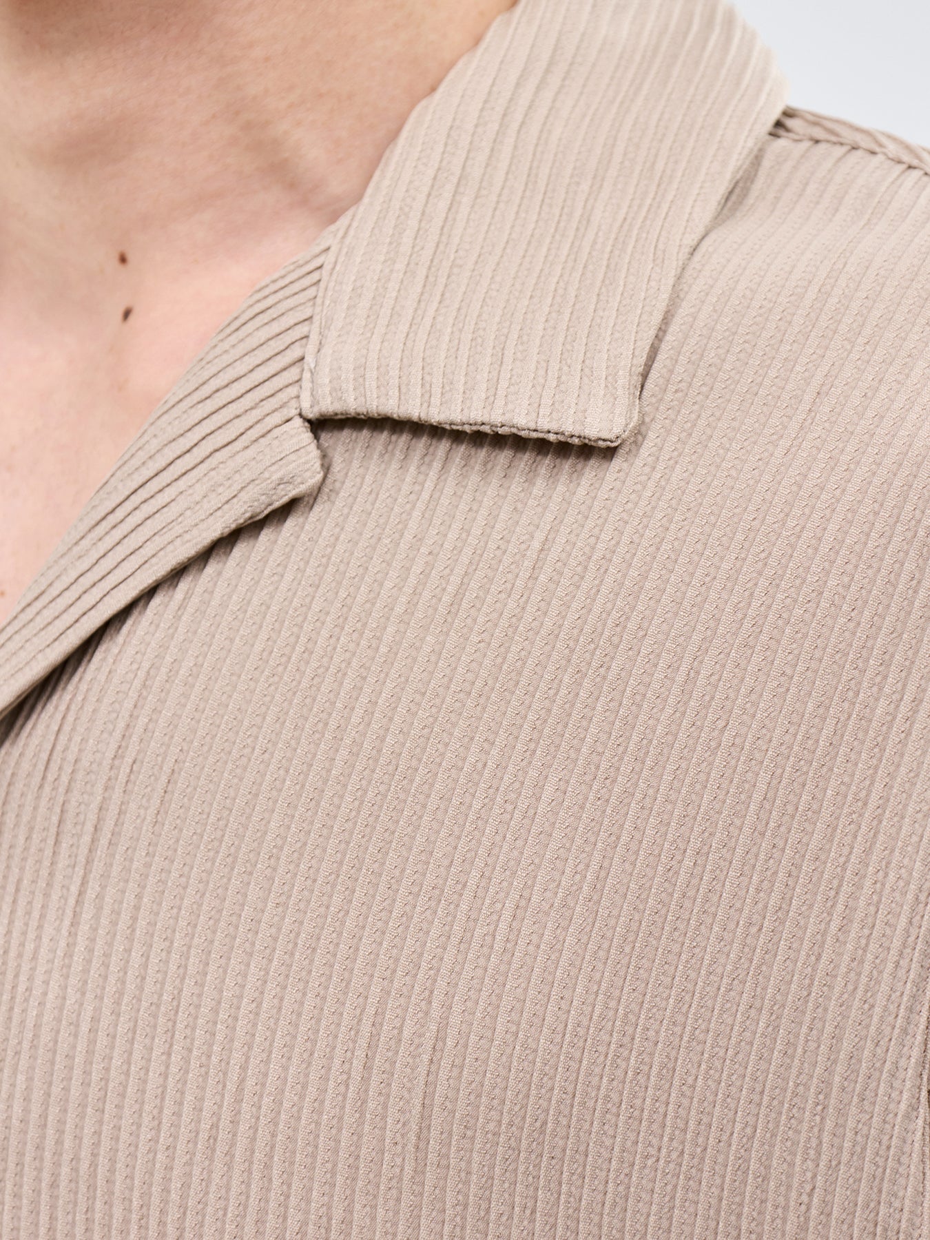 Short Sleeve Resort Shirt Cream