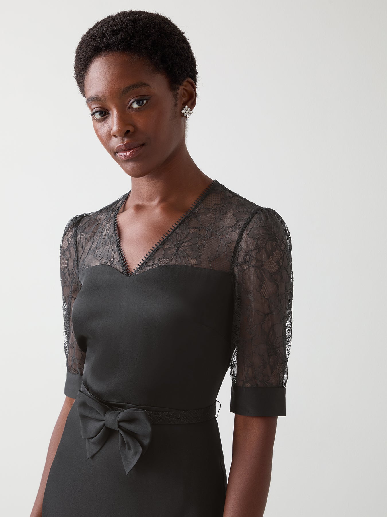 Madalena Lace Belted Dress Black