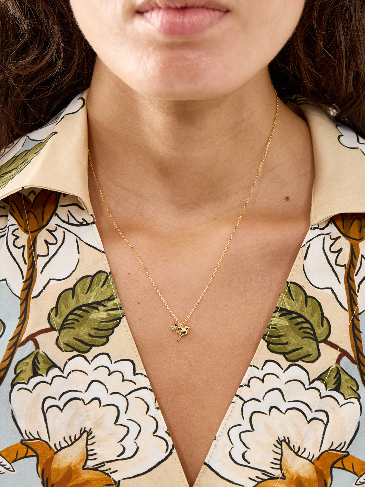 Delicate Bird Pendant Necklace 14kt Gold