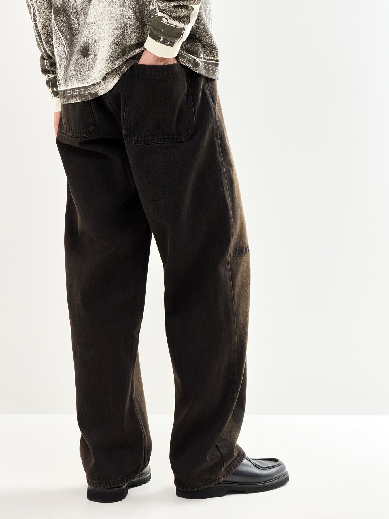 Oil Baggy Jeans Brown