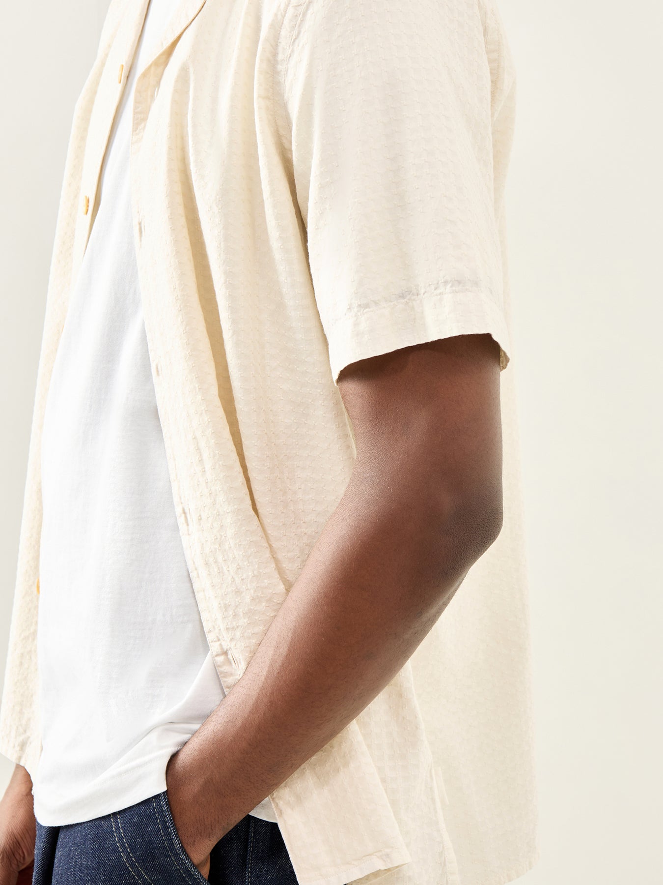 Embroidered Neps Short Sleeve Shirt White