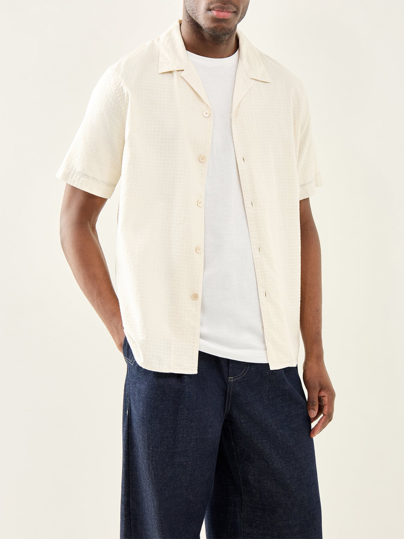 Embroidered Neps Short Sleeve Shirt White