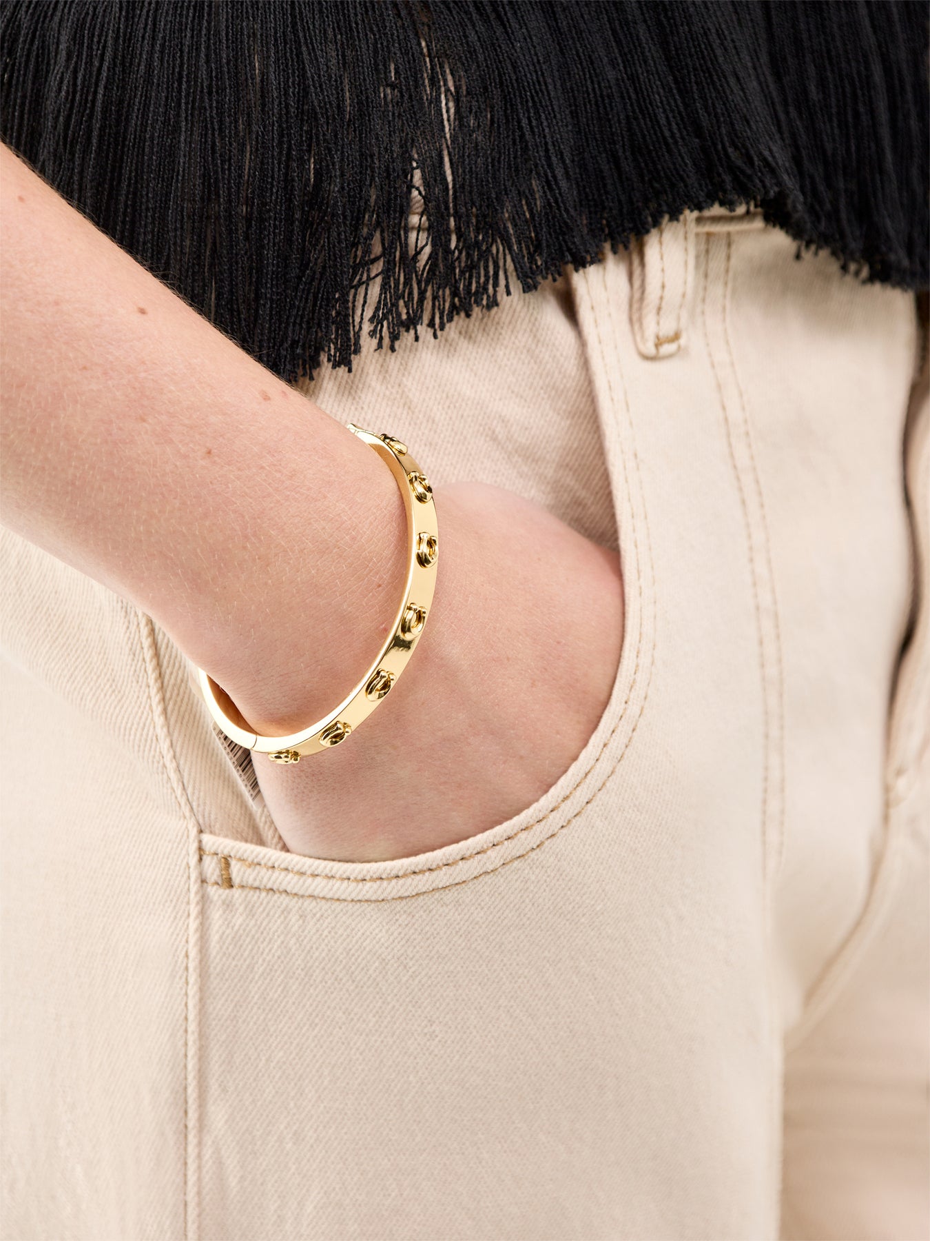 Pegged C Logo Hinge Bangle Gold