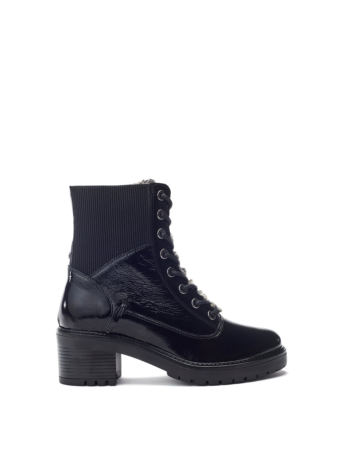 Omura Boots Black