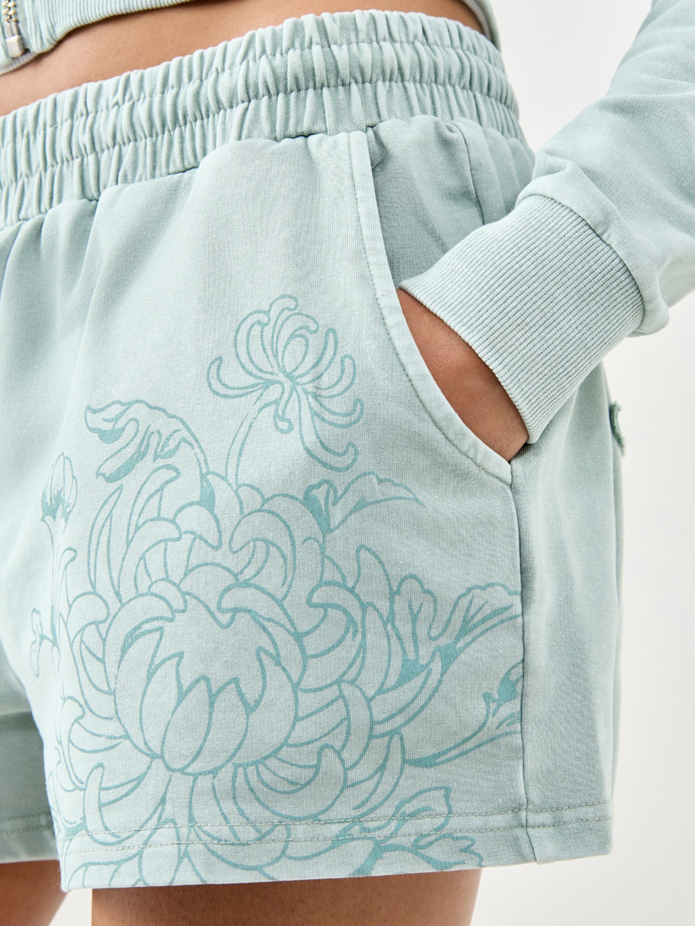 Applique Tattoo Sweat Shorts Green