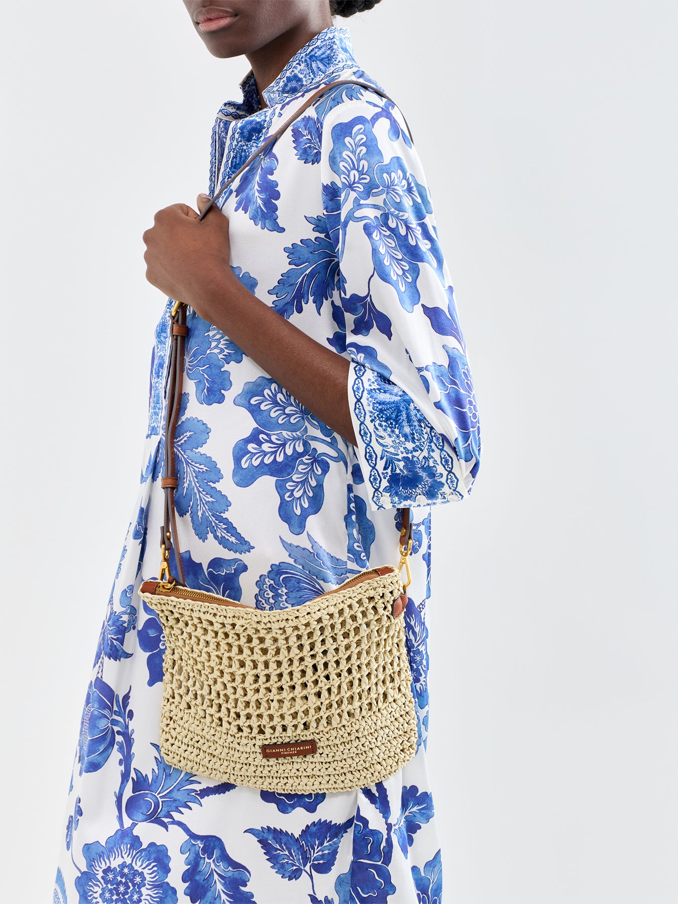 Gianni Chiarini Nefeli Paper Pouch Cream