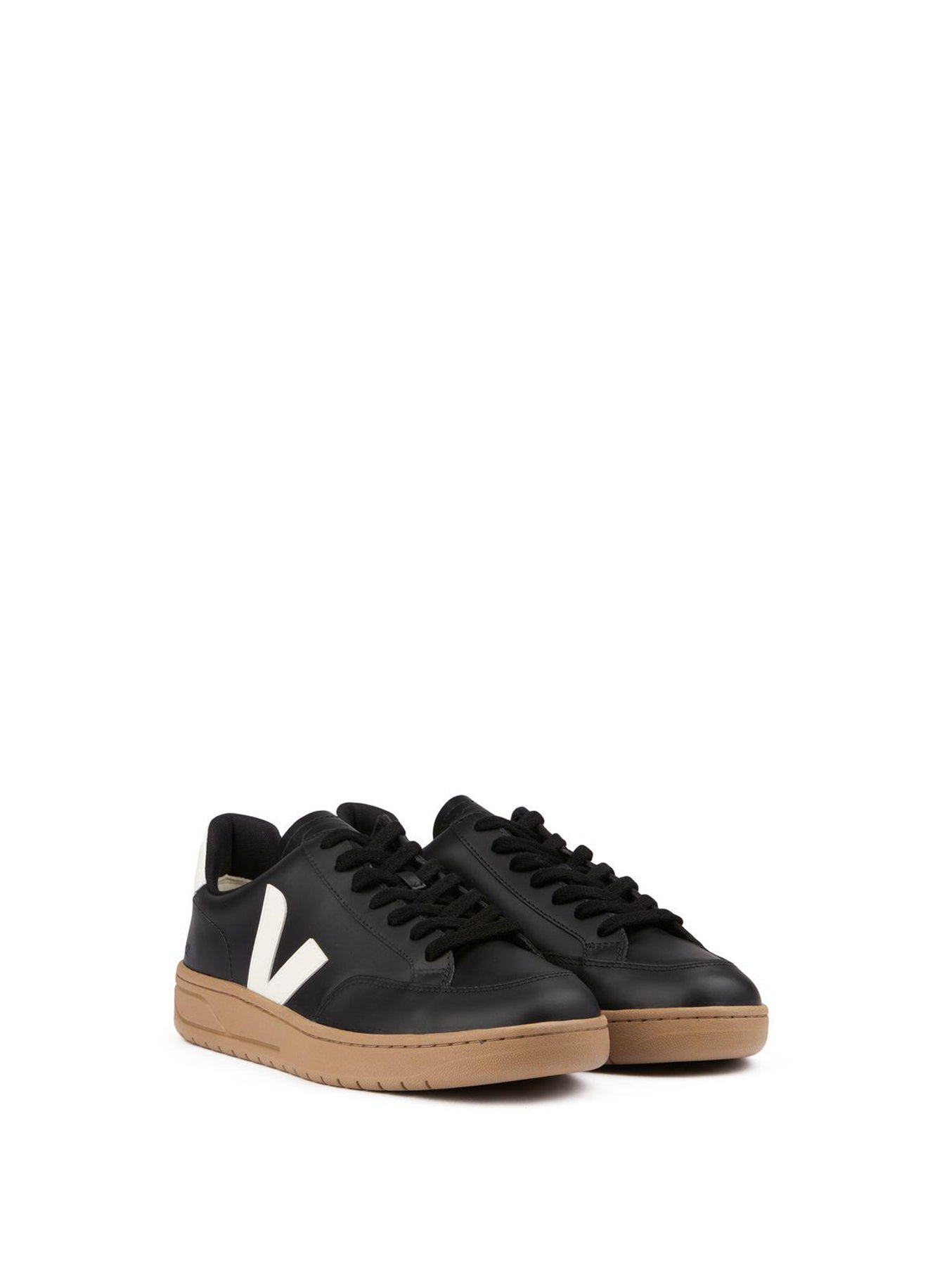 V-12 Trainers Black
