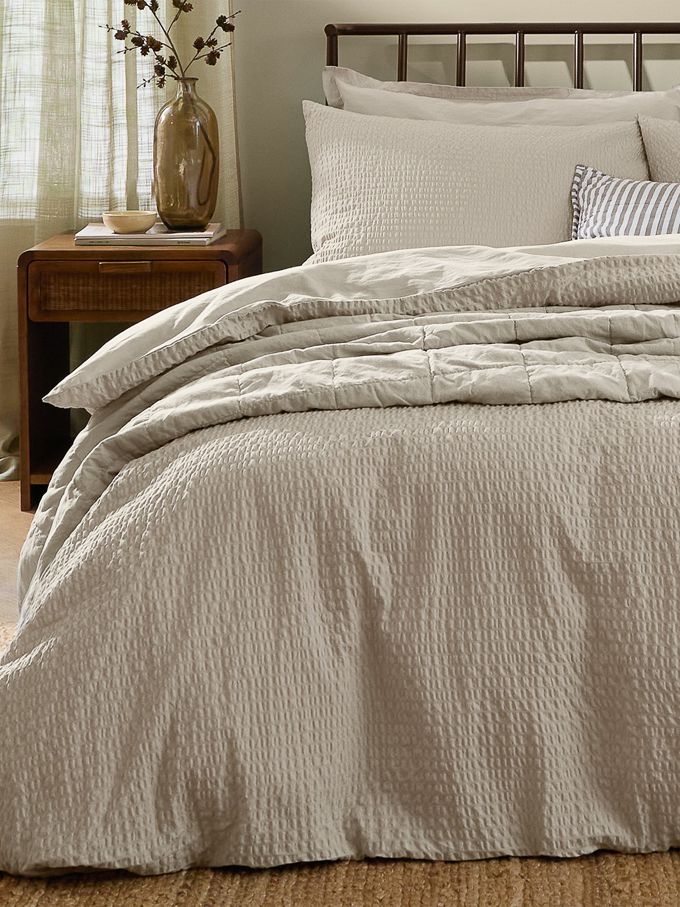 Cotton Hebden Relaxed Seersucker Super King Duvet Set - Stone
