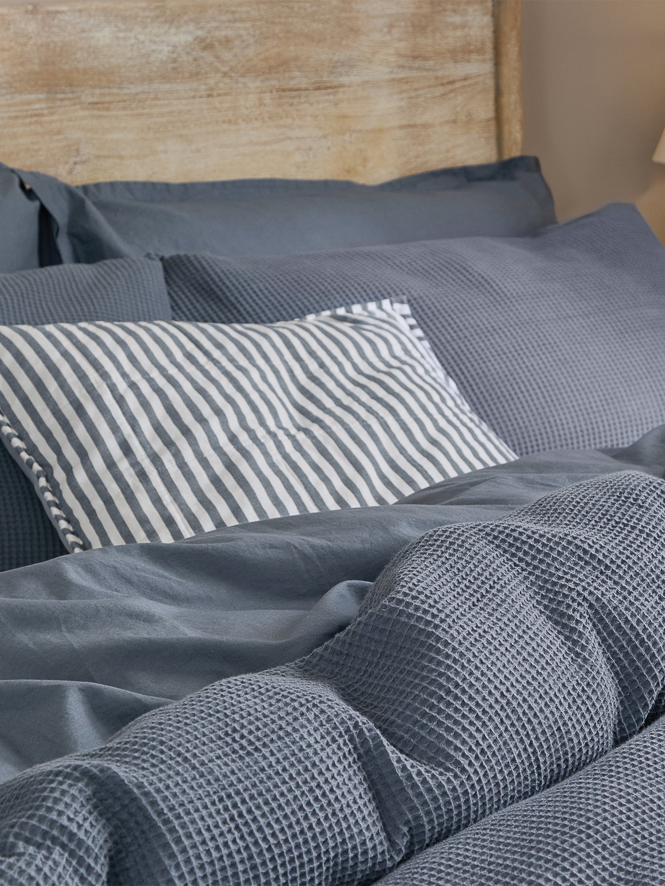 Cotton Hebden Relaxed Waffle King Duvet Set - Denim Blue