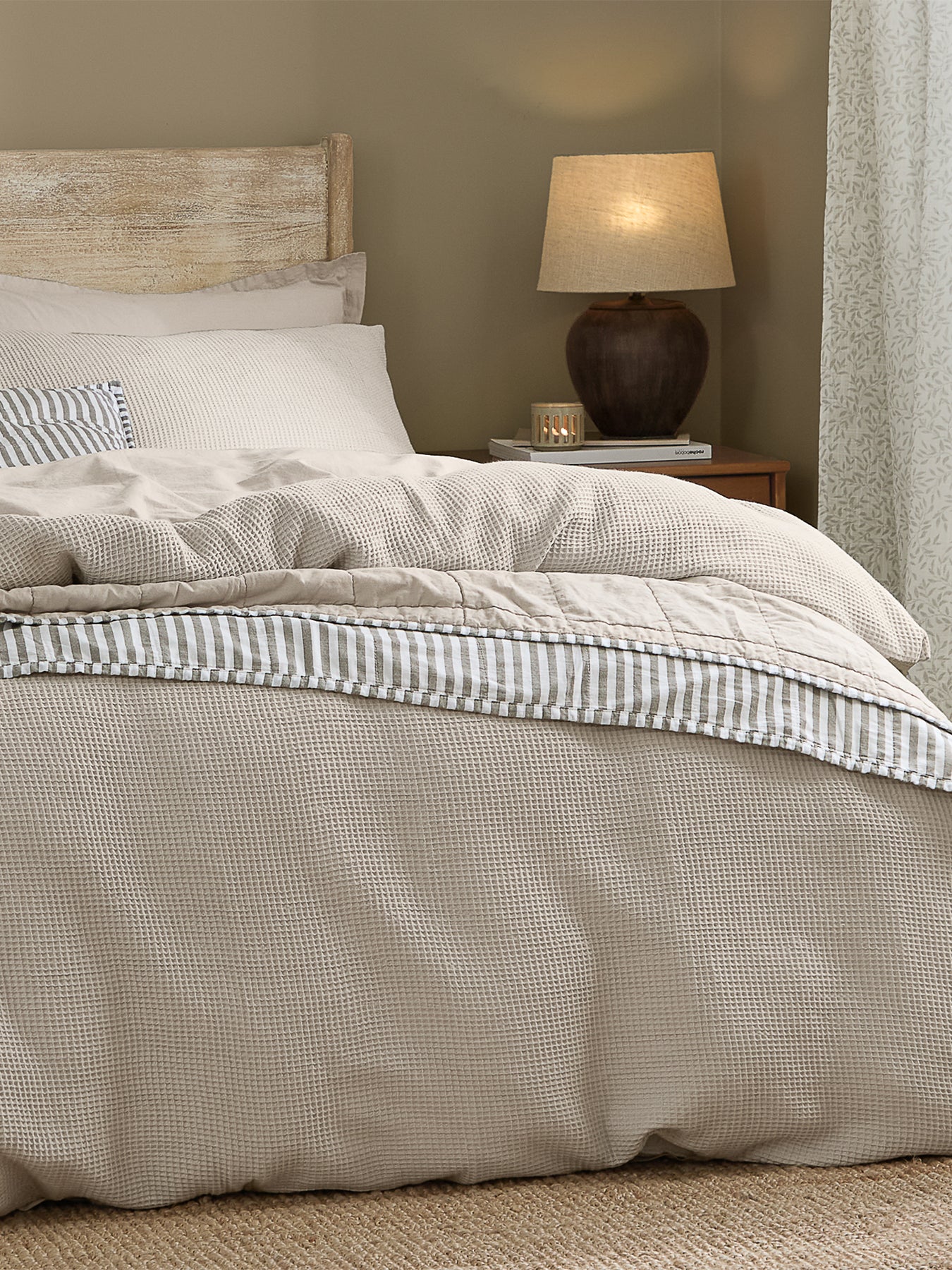 Cotton Hebden Relaxed Waffle Super King Duvet Set - Stone