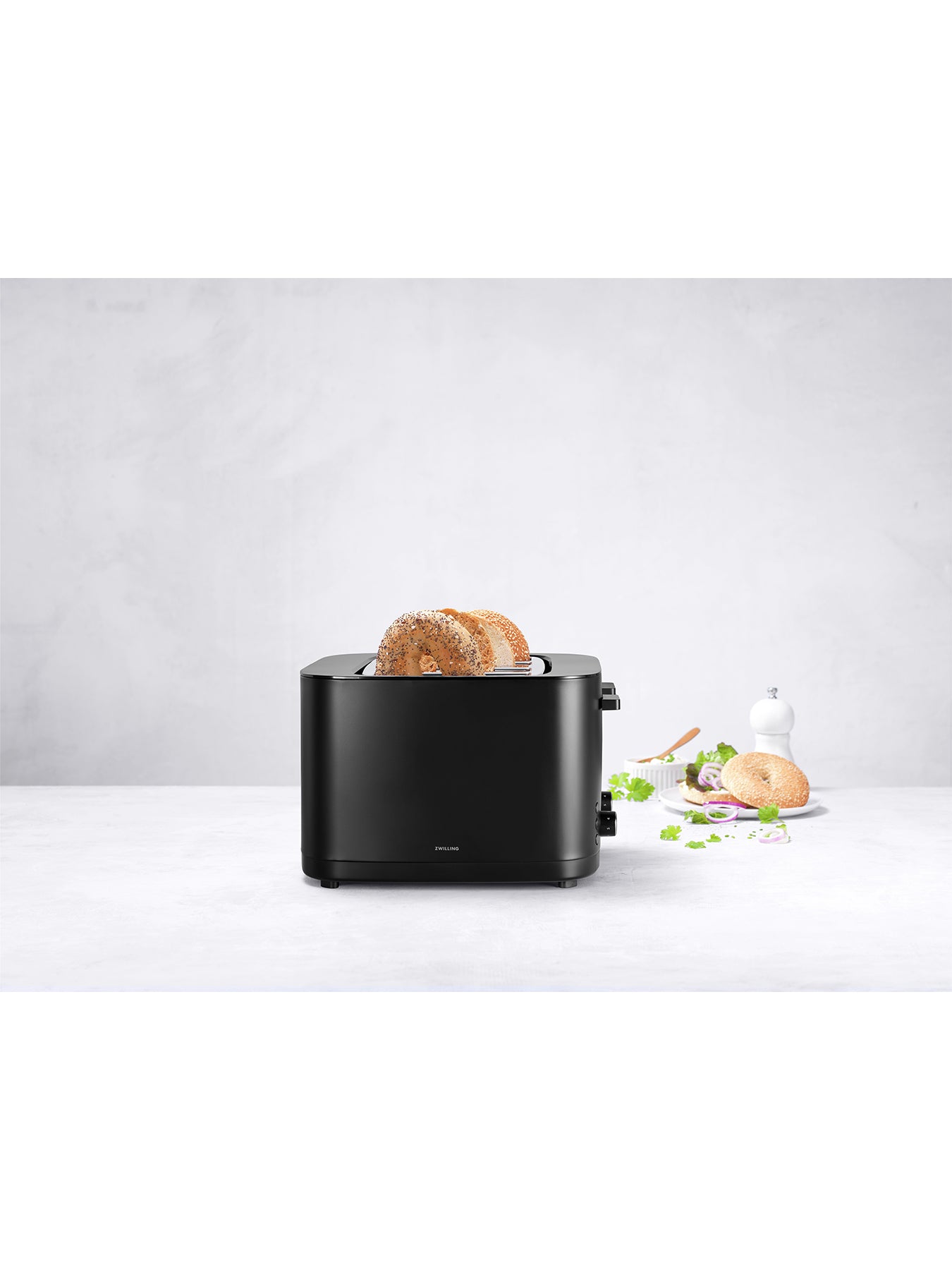 2 Slice Toaster with Bun Warmer Black