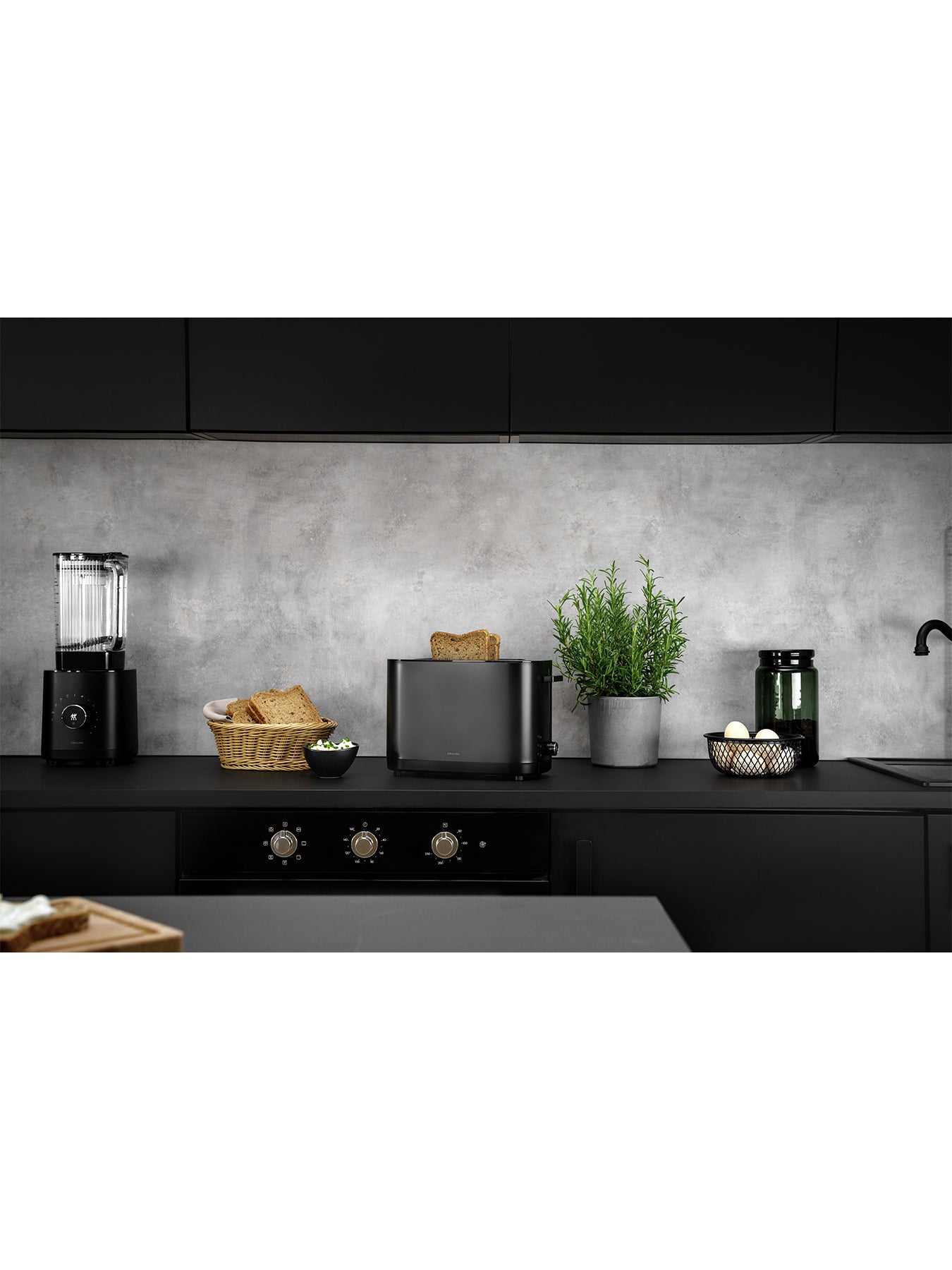 2 Slice Toaster with Bun Warmer Black