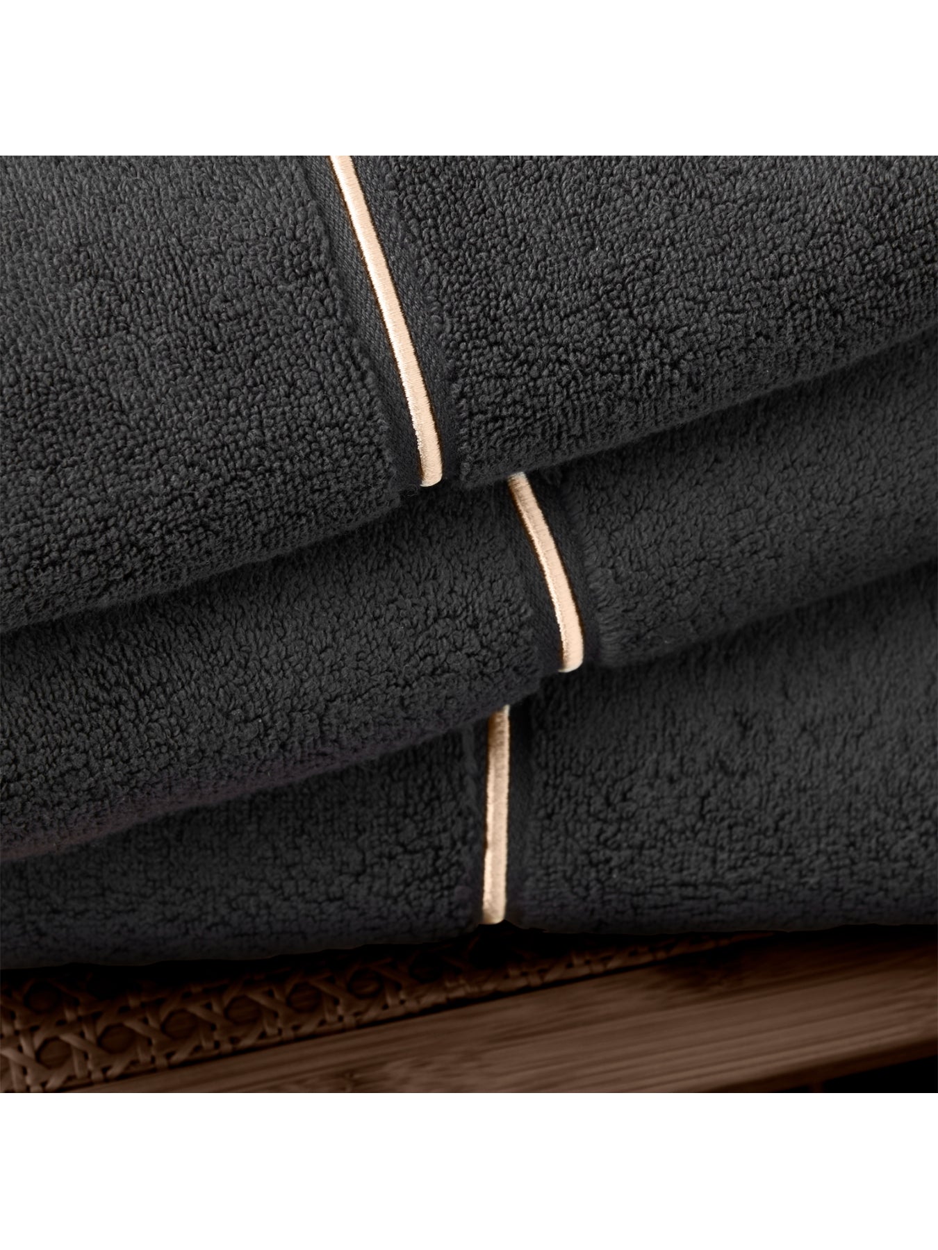 Zero Twist Satin Stitch Cotton Bath Towel Black