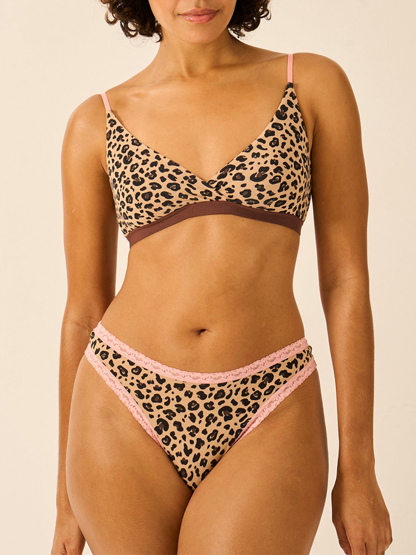 Thong Peach Latte Leopard