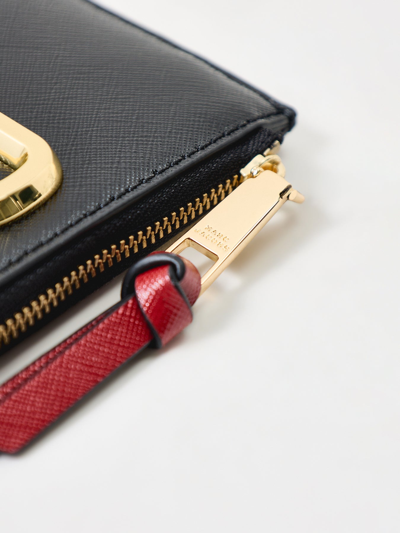 The Top Zip Multi Wallet Black