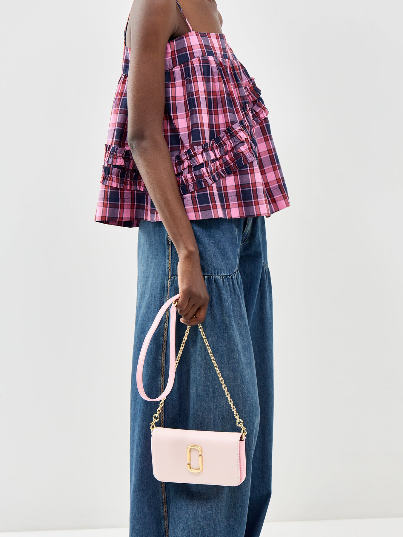 Wallet On Chain Pink