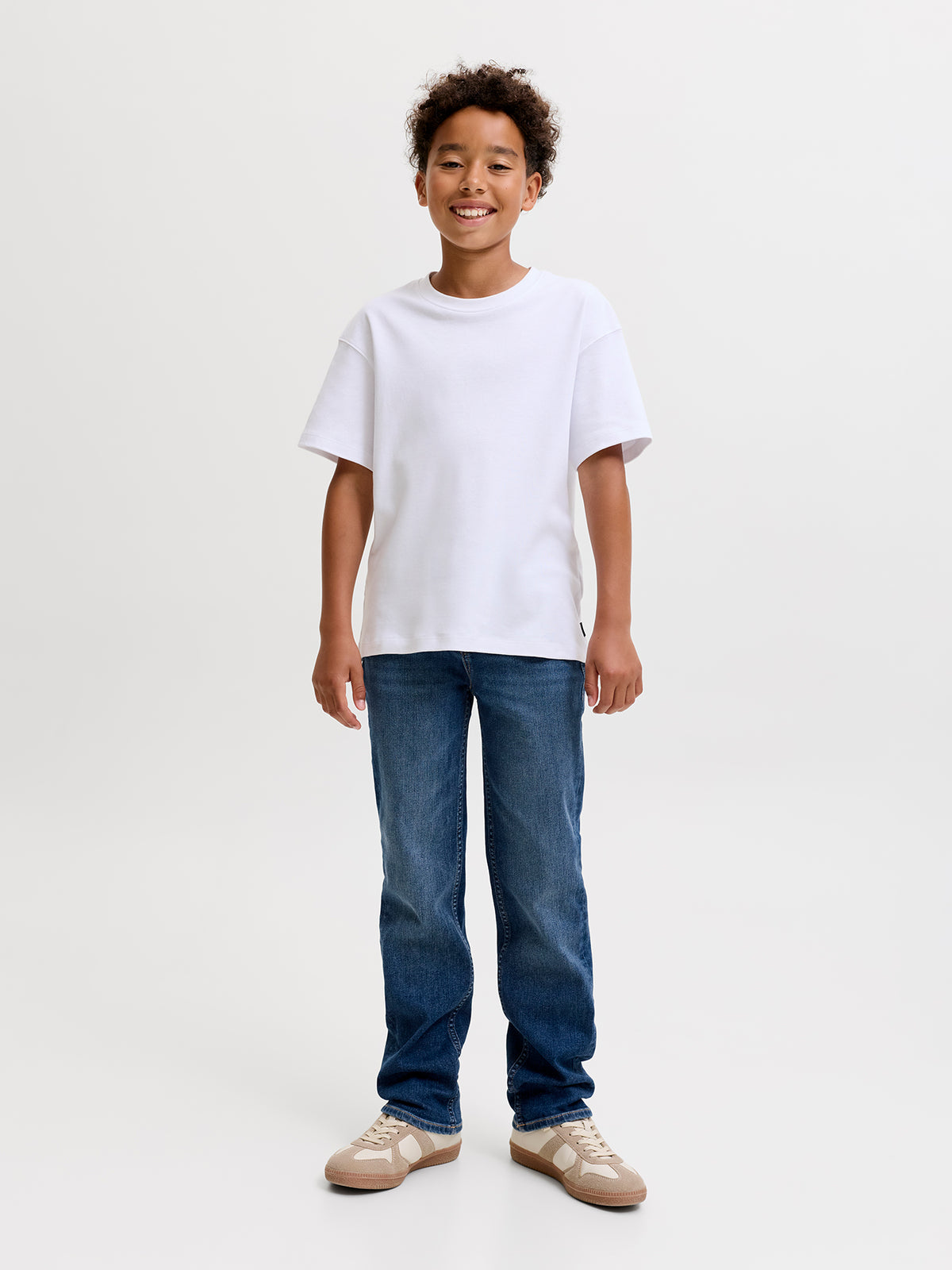Relaxed Fit Jeans & Clark Blue Jeans Bundle