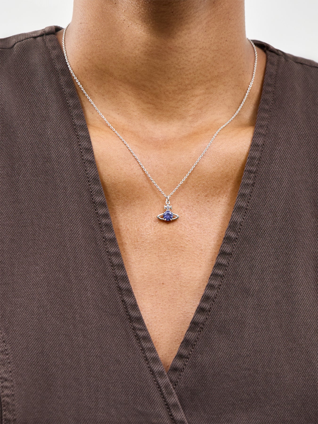Reina Pendant Necklace Lavender