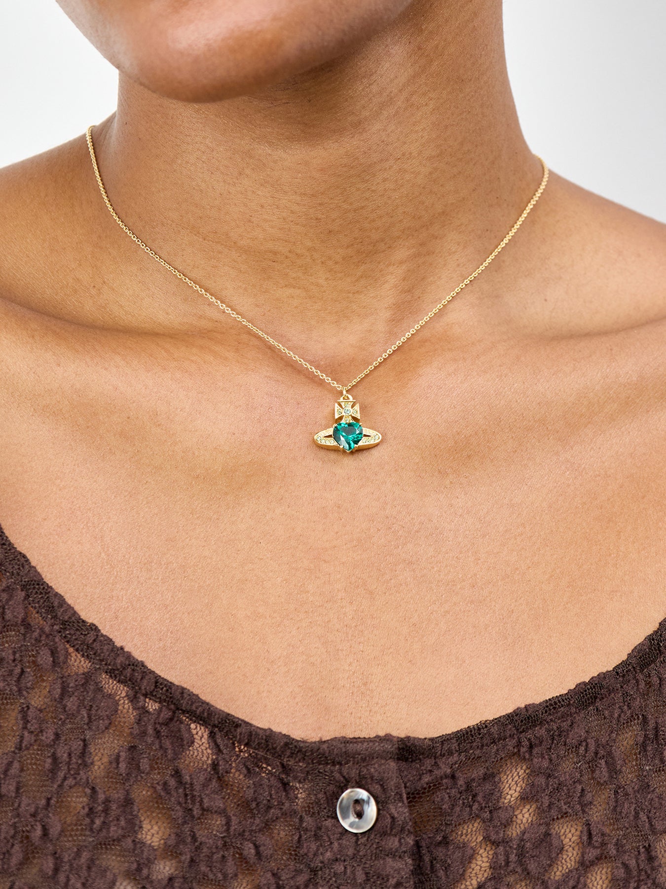 Ariella Pendant Necklace Gold Emerald