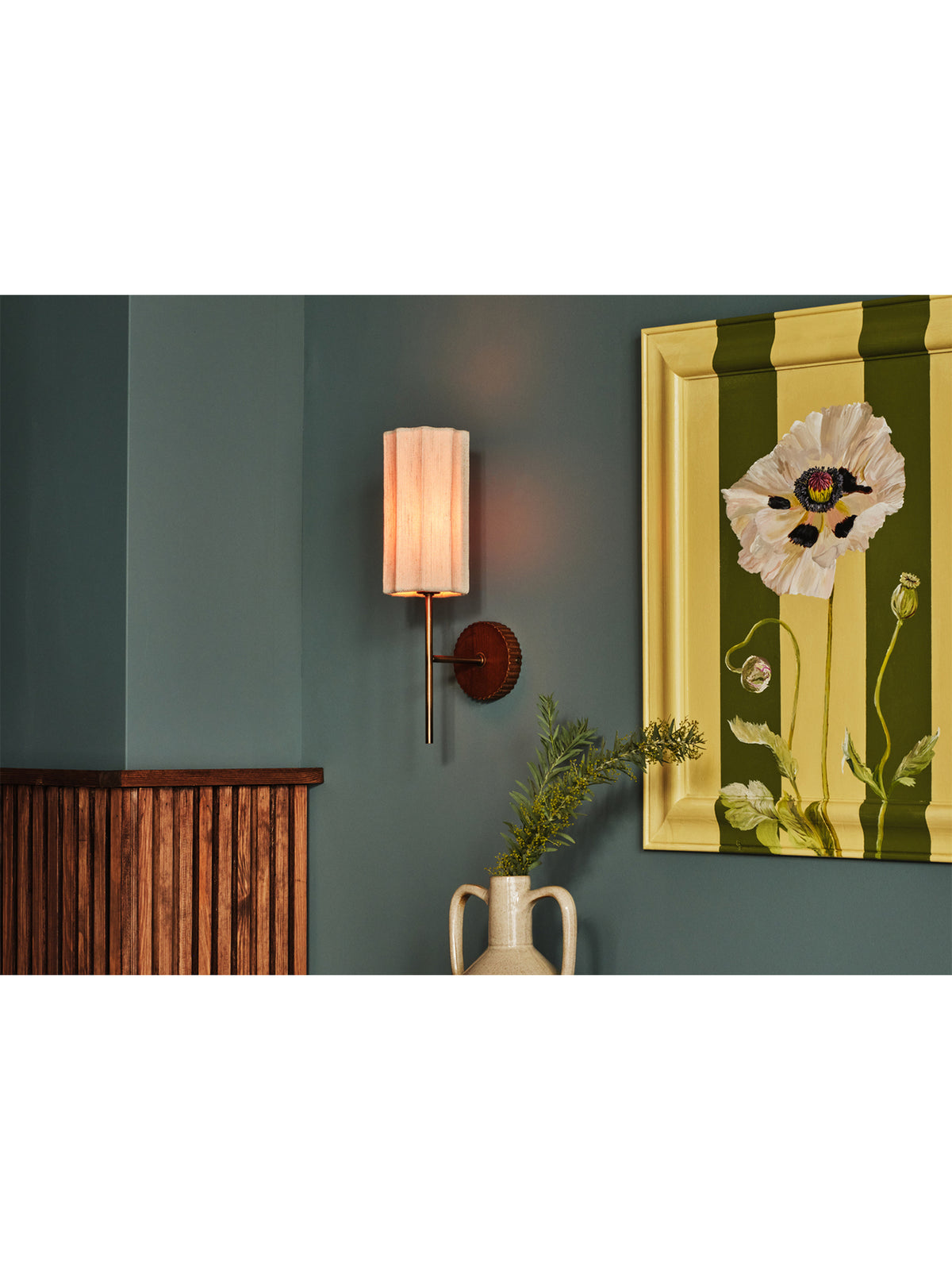 Herrick Wall Light Natural/Walnut Finish