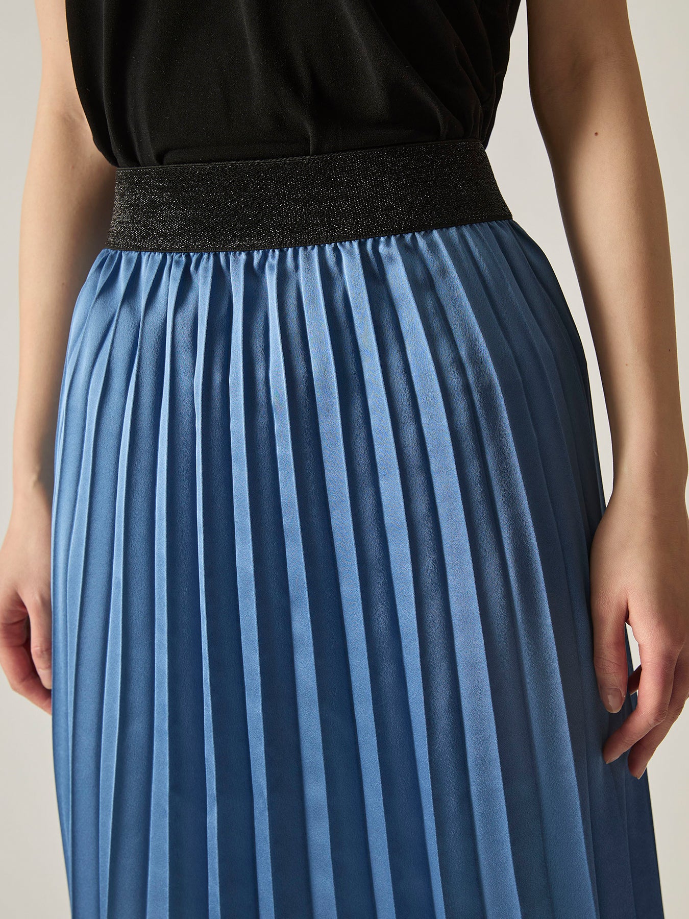 Pleated Maxi Skirt Blue