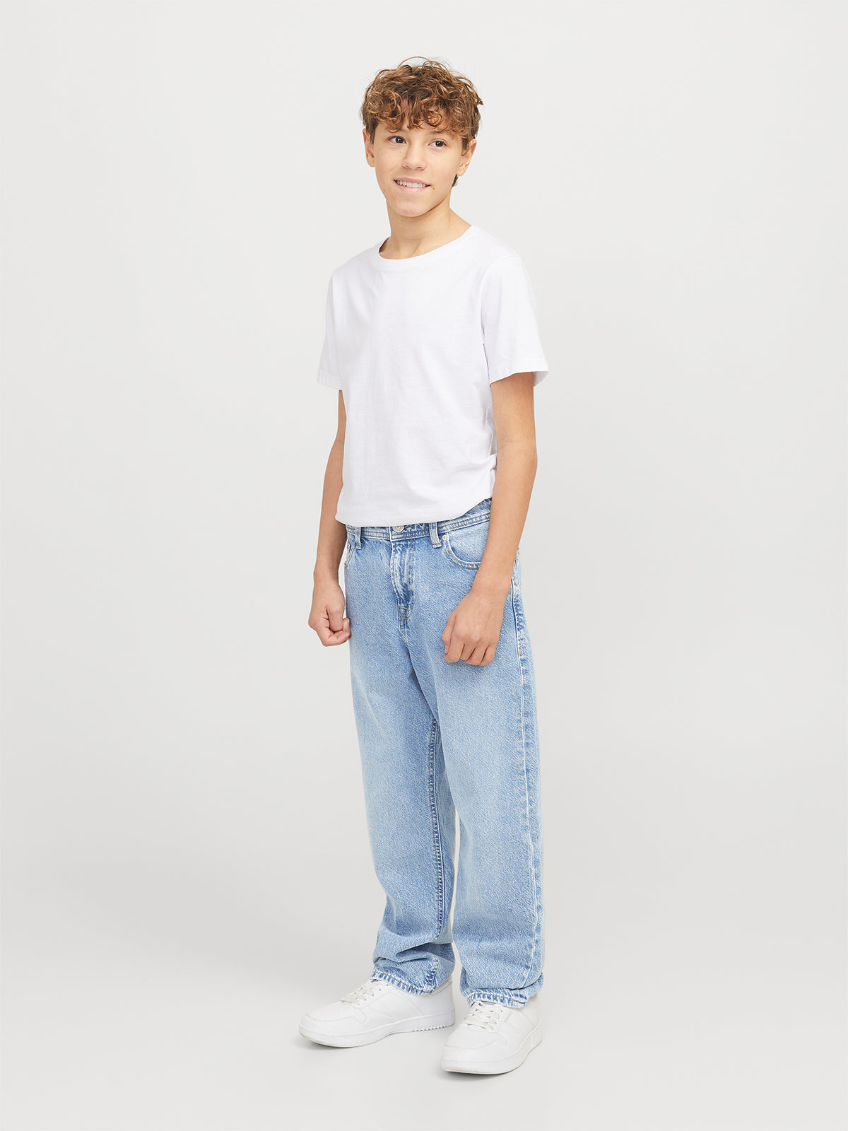 Relaxed Fit Jeans & Chris Blue Jeans Bundle