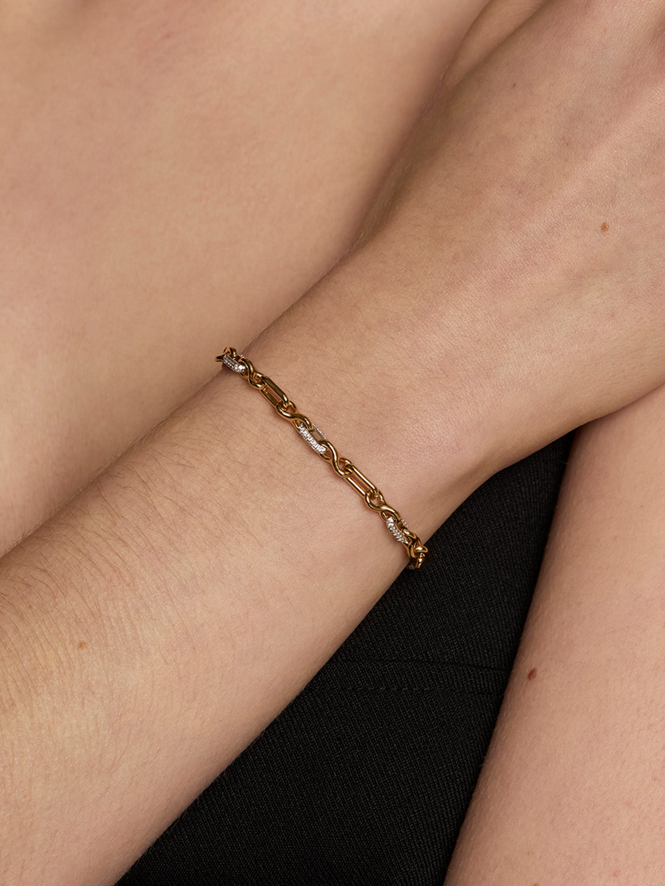Pavé Link Chain Bracelet Gold