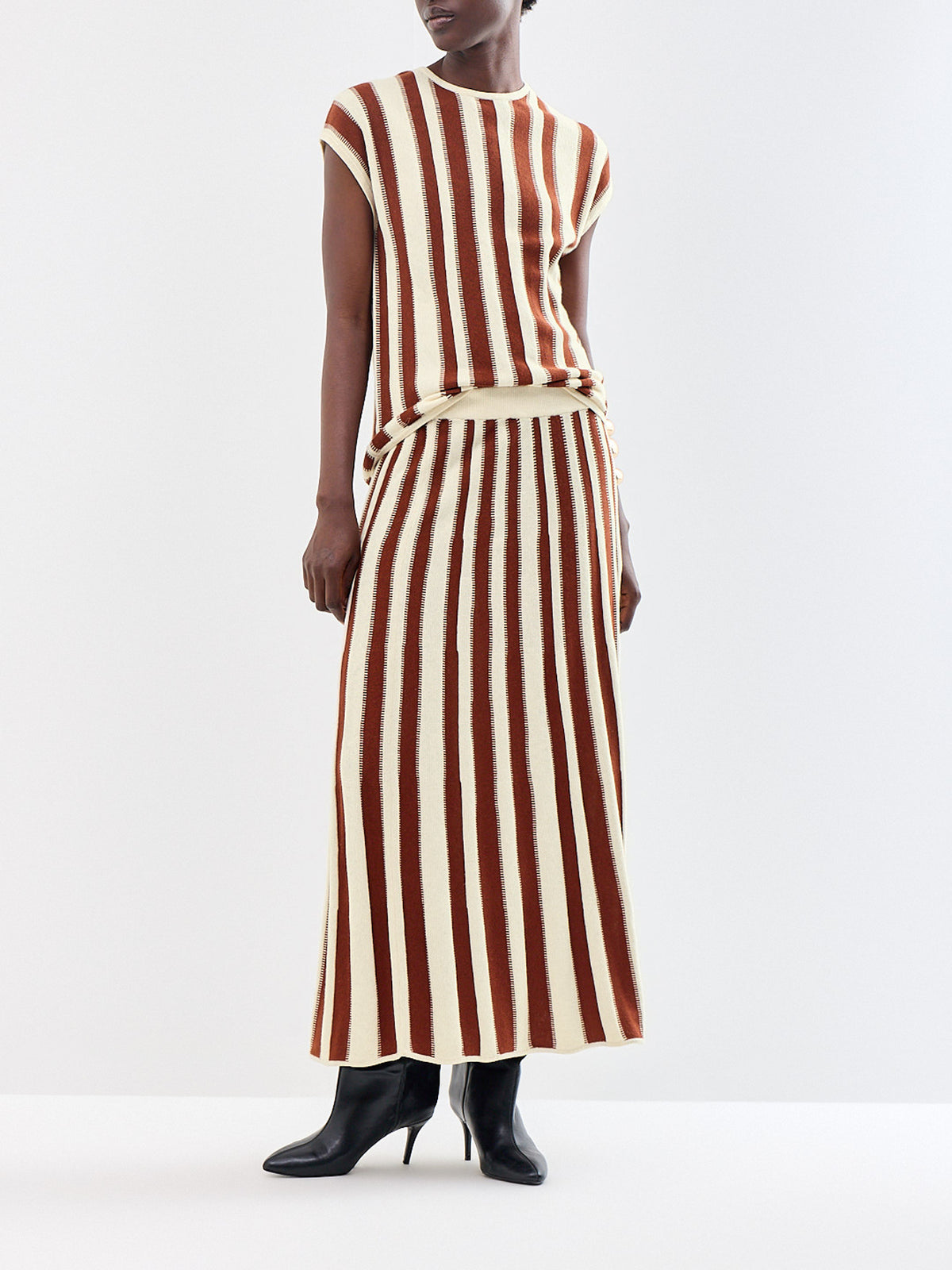 Lina High Waisted Knit Maxi Skirt Multi