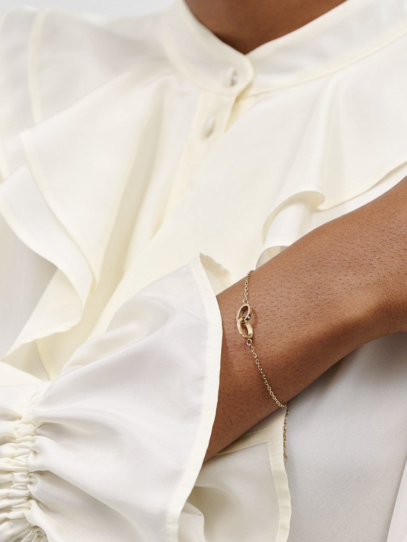 Eternity Linked Bracelet Gold