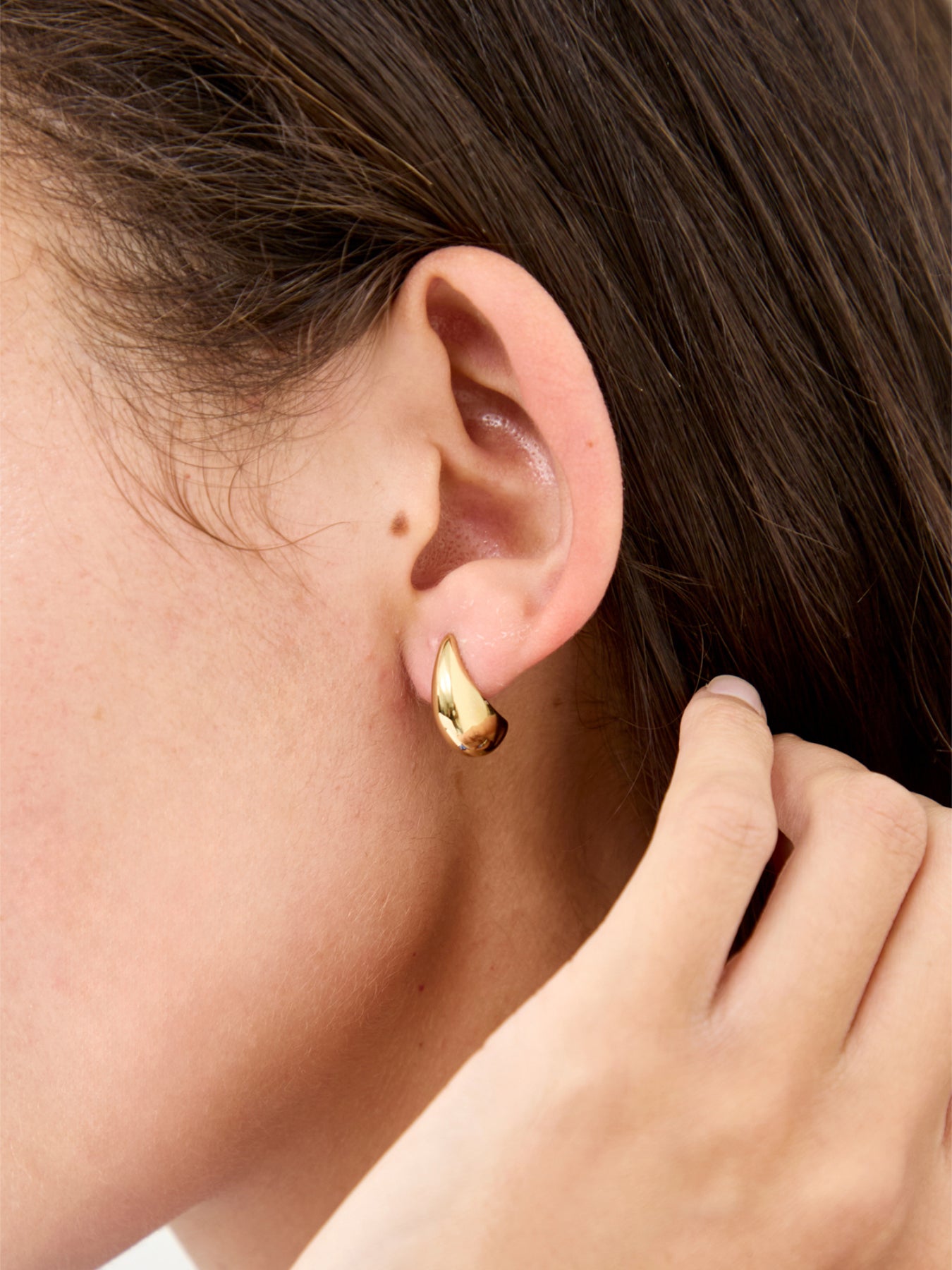 Curved Mini Hoops Gold