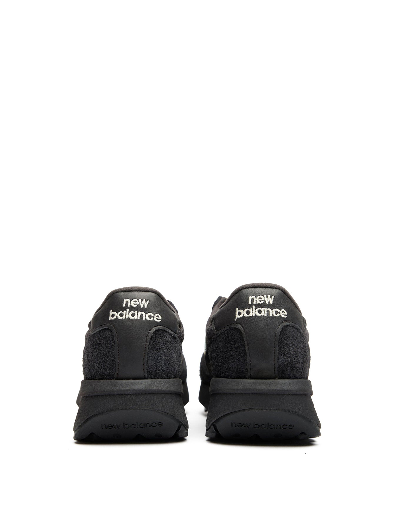 370 Trainers Black