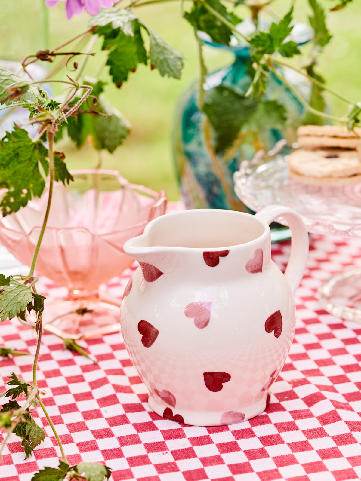 Pink Hearts Half Pint Jug – Pink