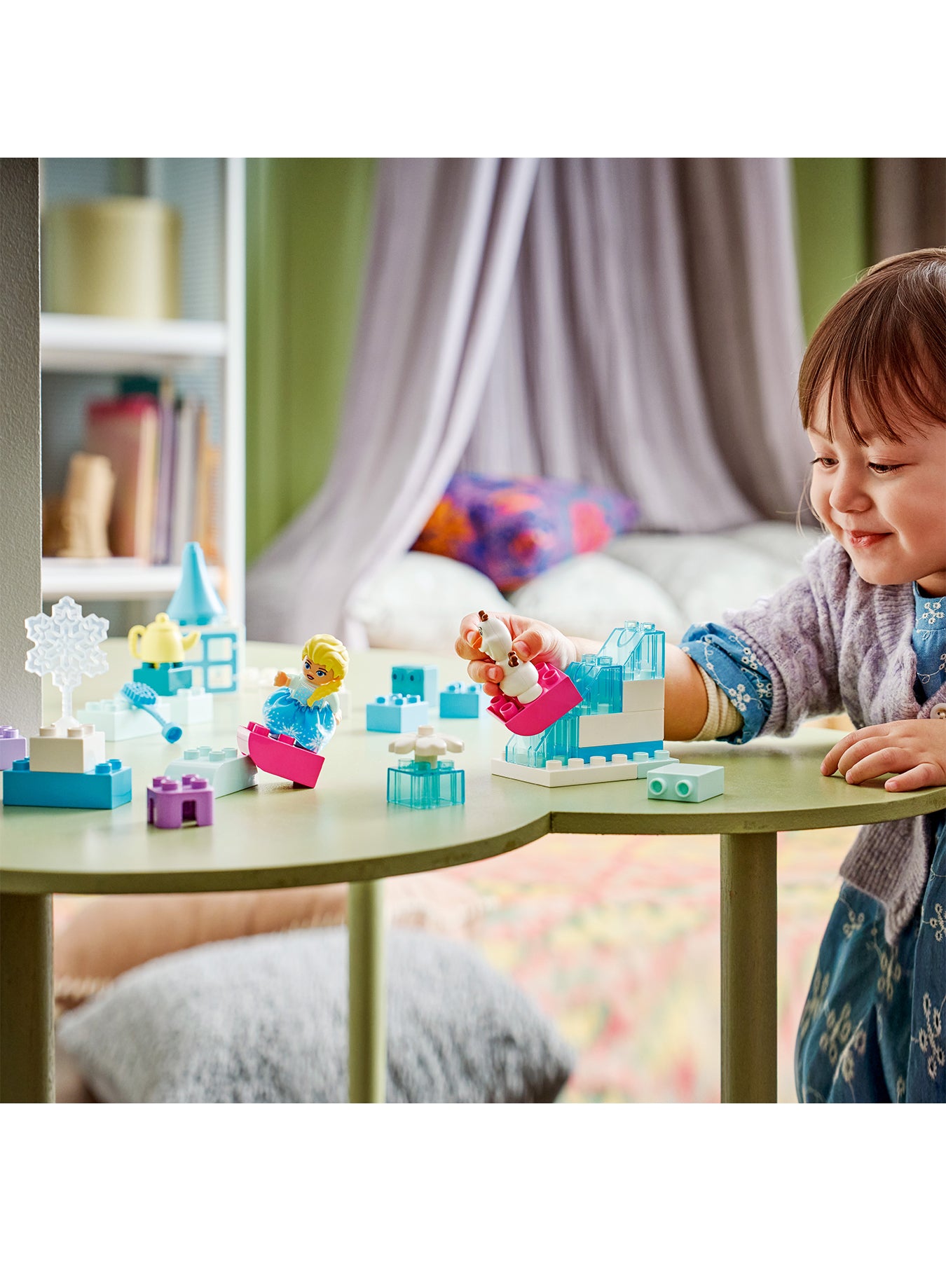 Frozen Creative Box with Elsa and Olaf 10462