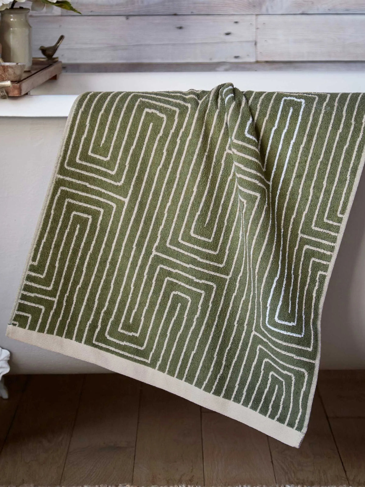 Pia Bath Sheet Sage Green