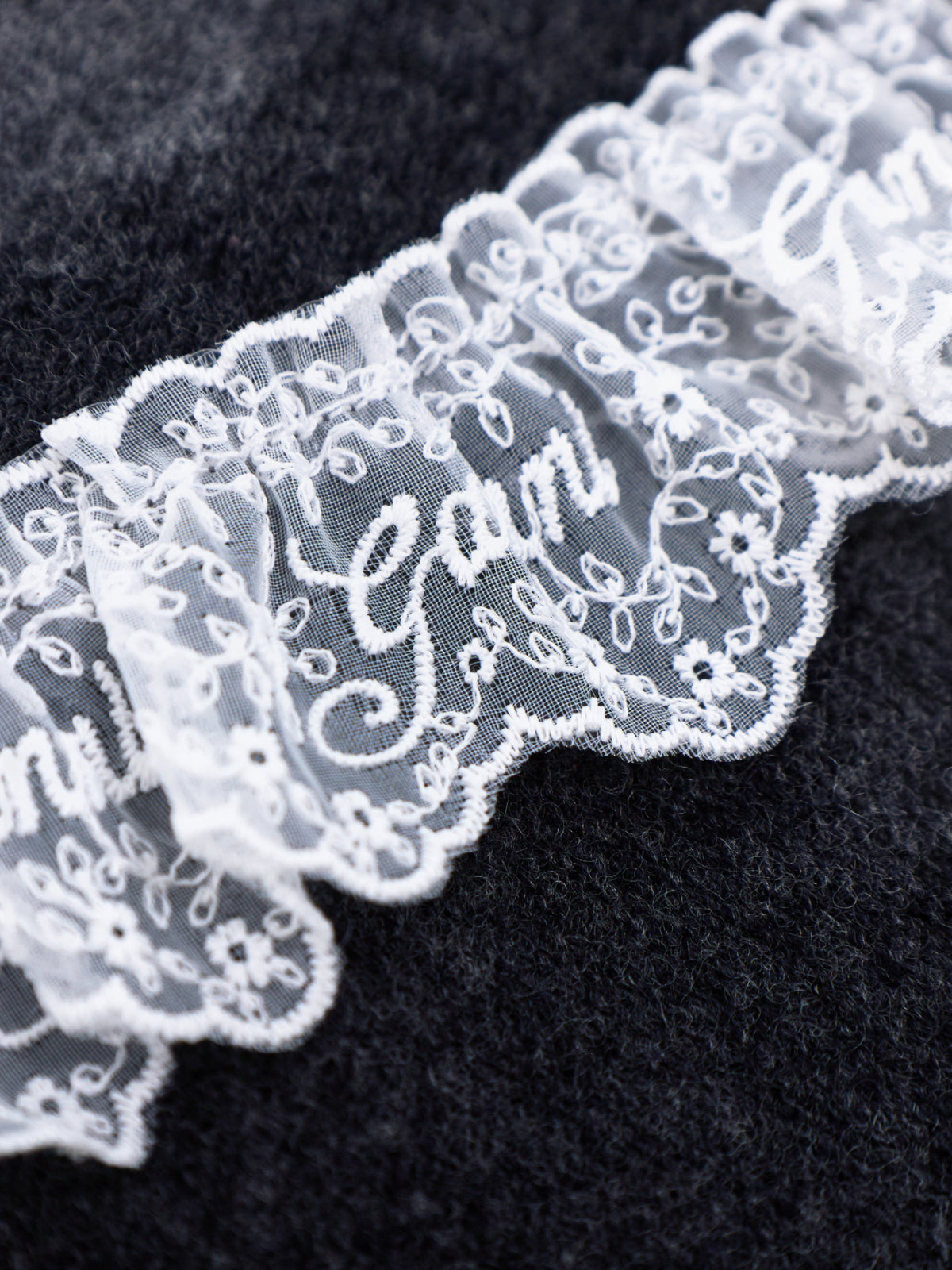 Wool Lace Triangular Scarf