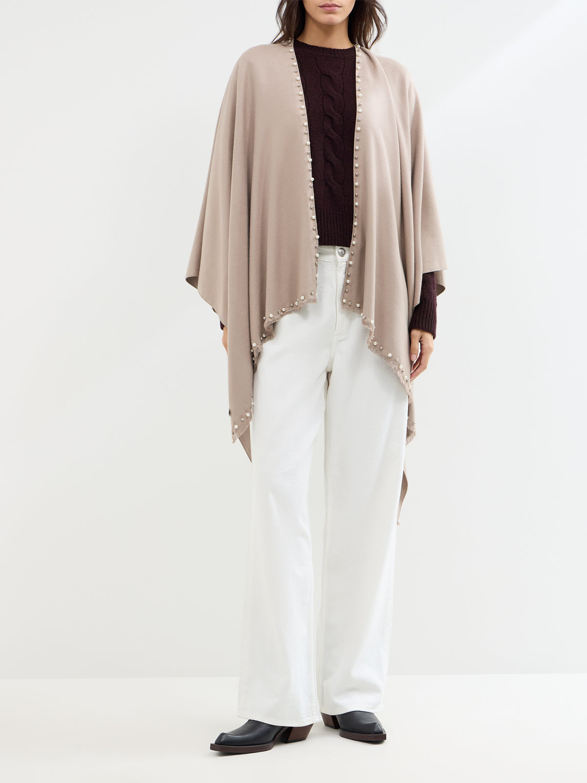 Pearl and Stud Border Wrap