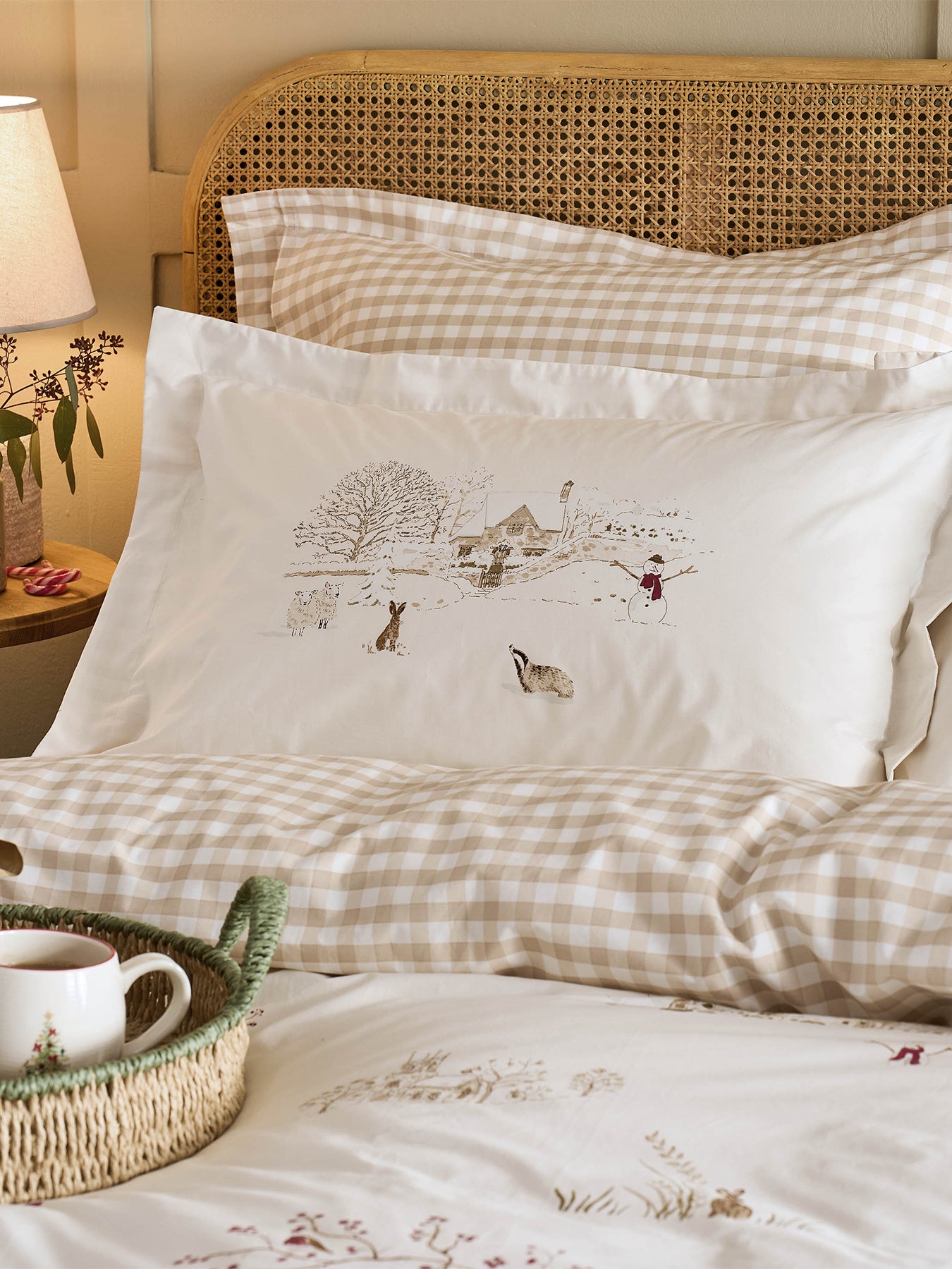 Winter Scene Quilt Set