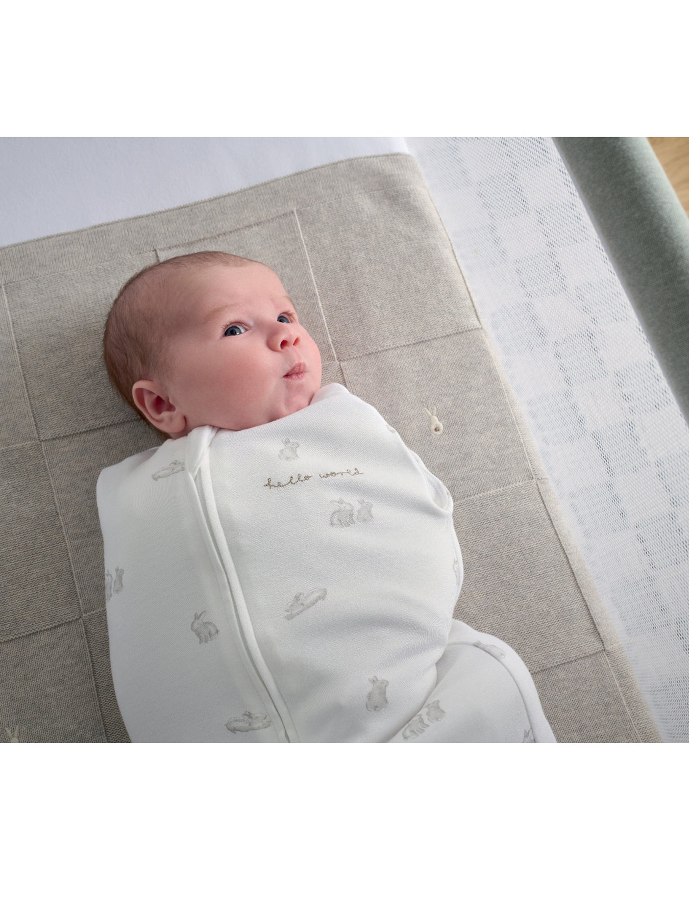 Newborn Bamboo-Blend 1.0 Tog Swaddle Bunny White