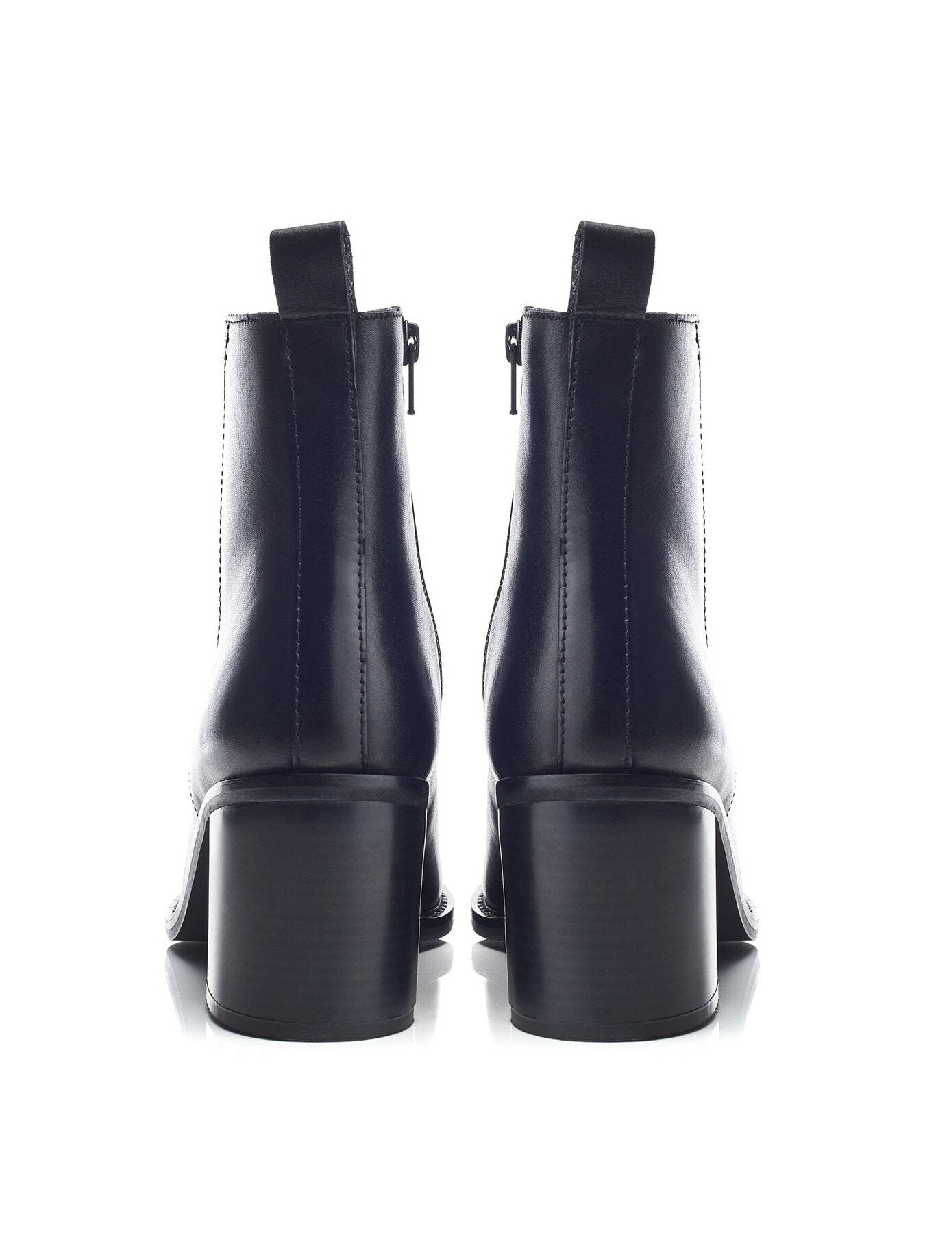 B.Fleur Leather Boots