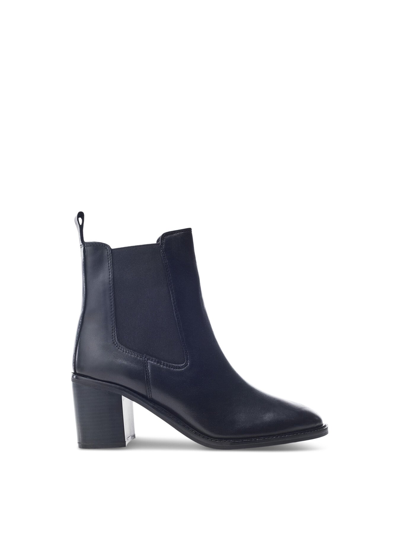 B.Harry Leather Boots