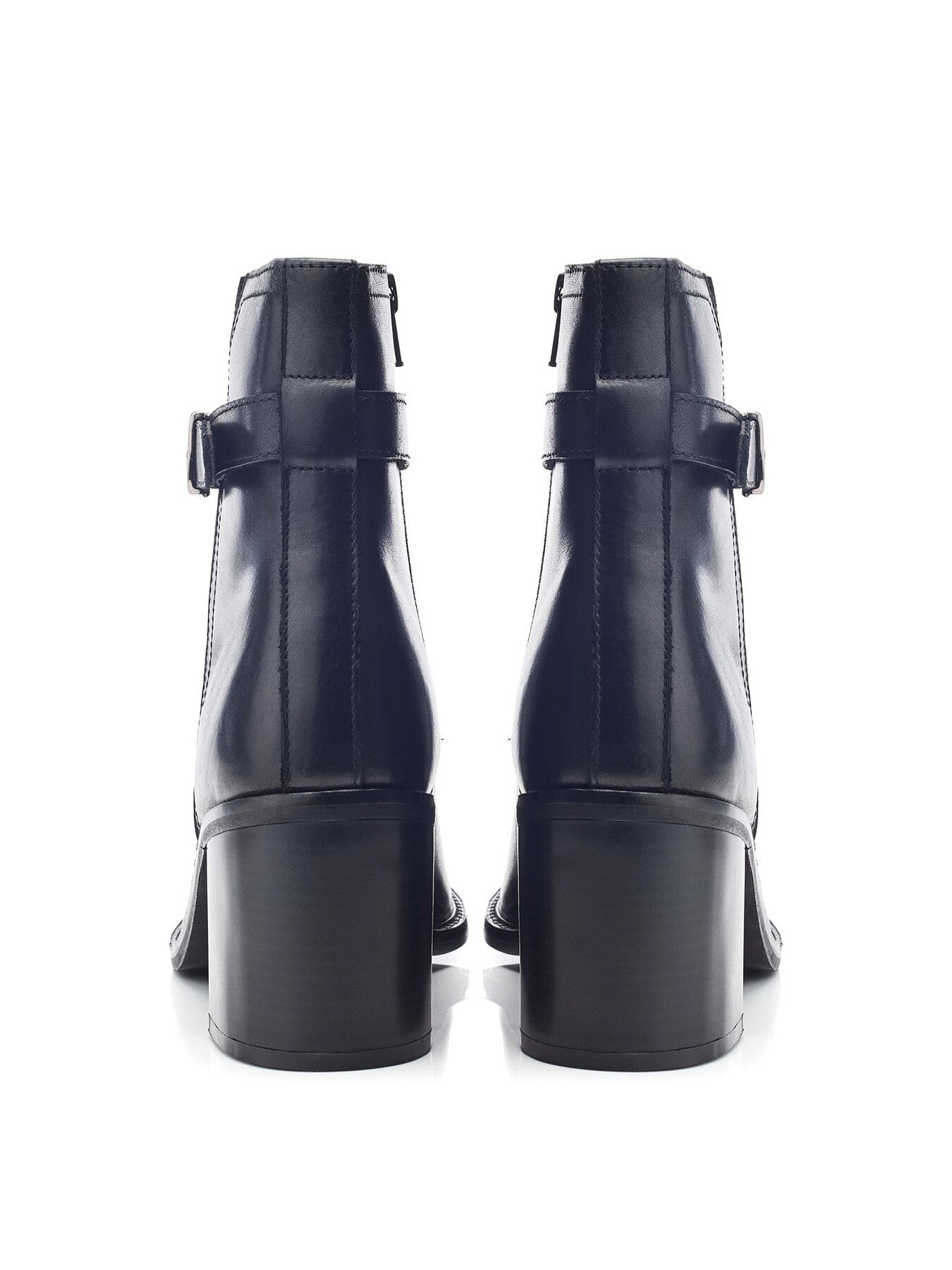 B.Philippa Leather Boots