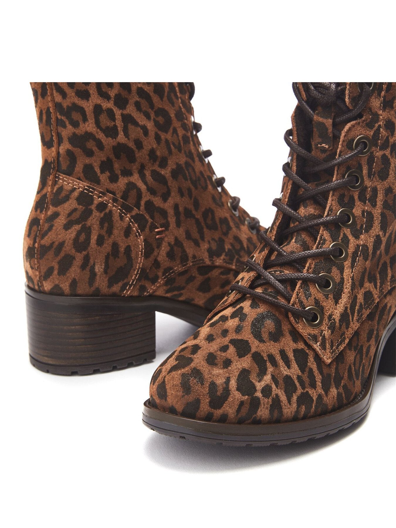 Bezzie Boots
