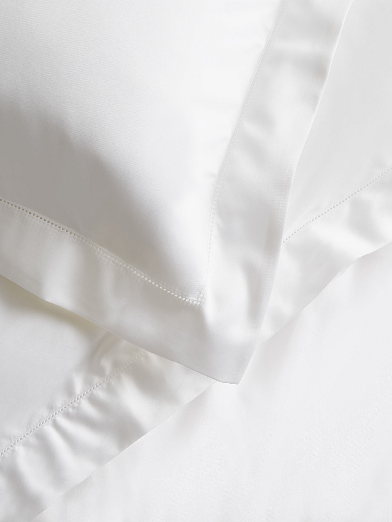 Mayfair Ultimate Fitted Sheet Double White