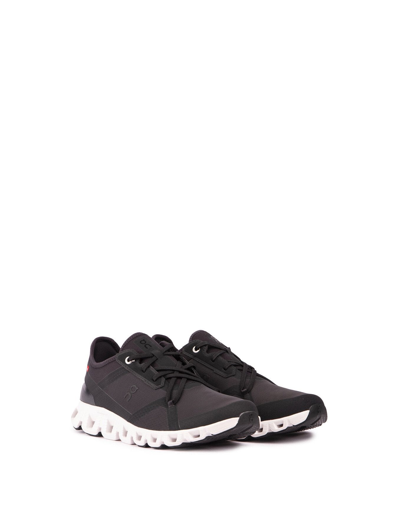 ON Cloud X3 Ad Trainers