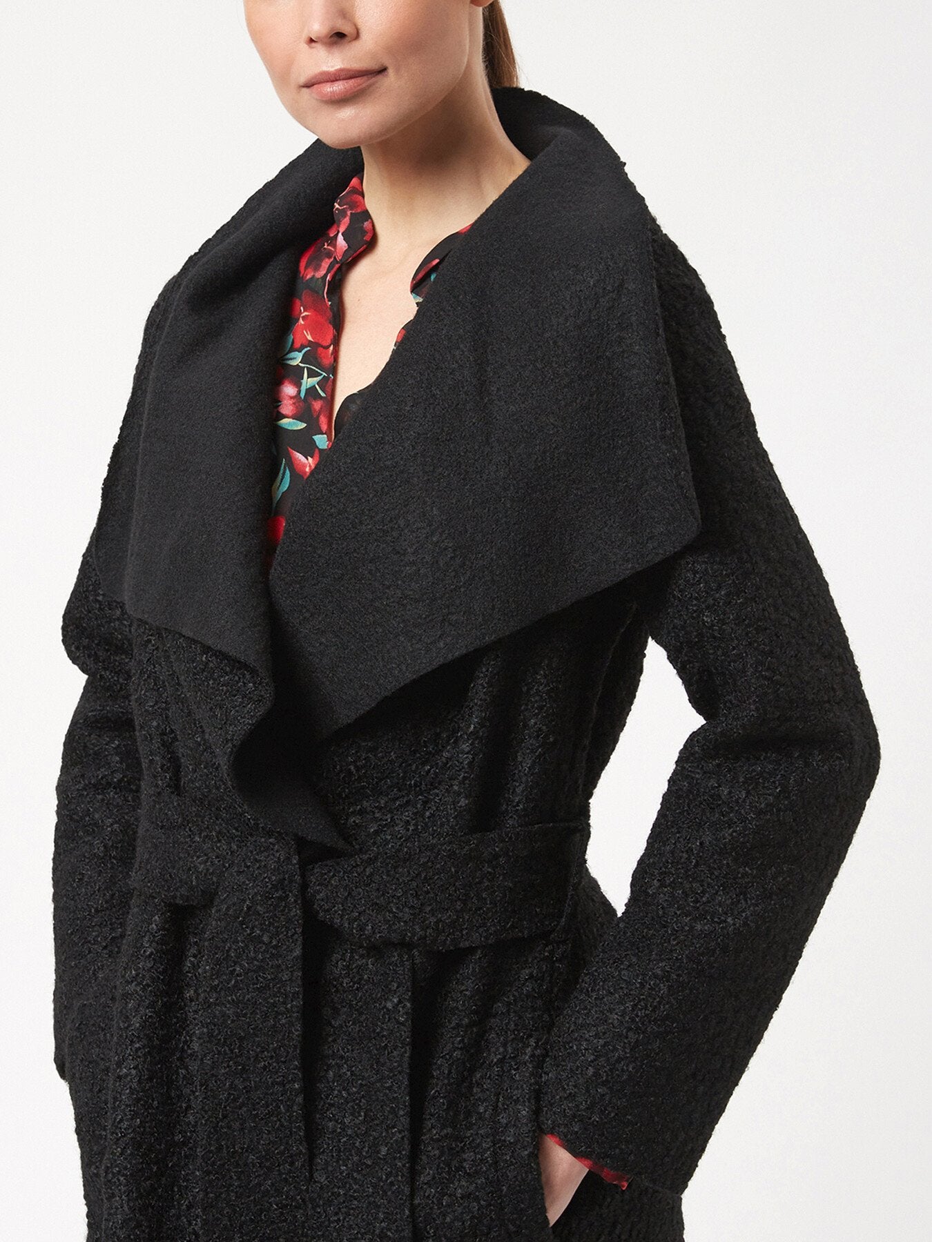 Large Lapel Collar CoatWith Belt