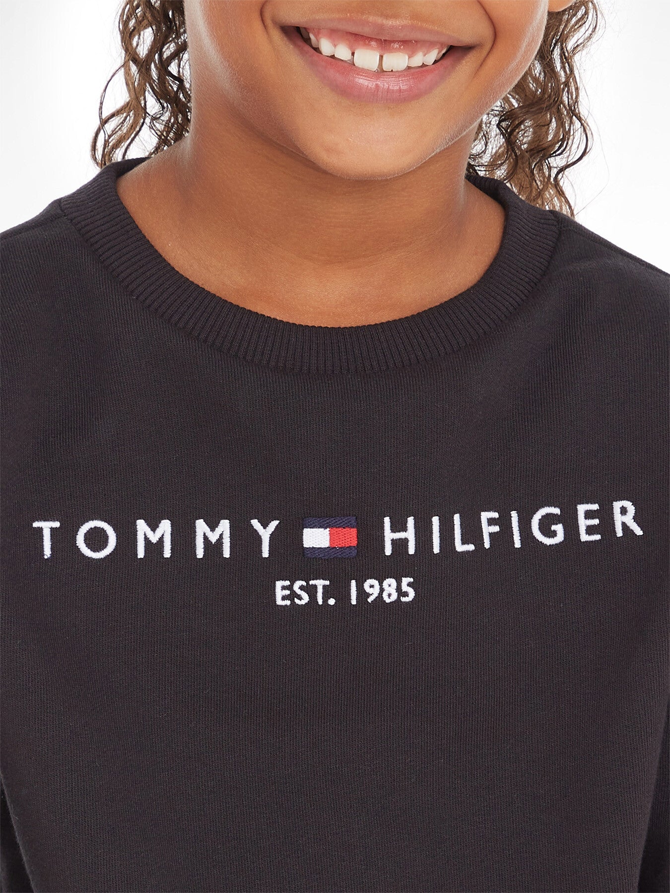 Essential Logo Sweatshirt