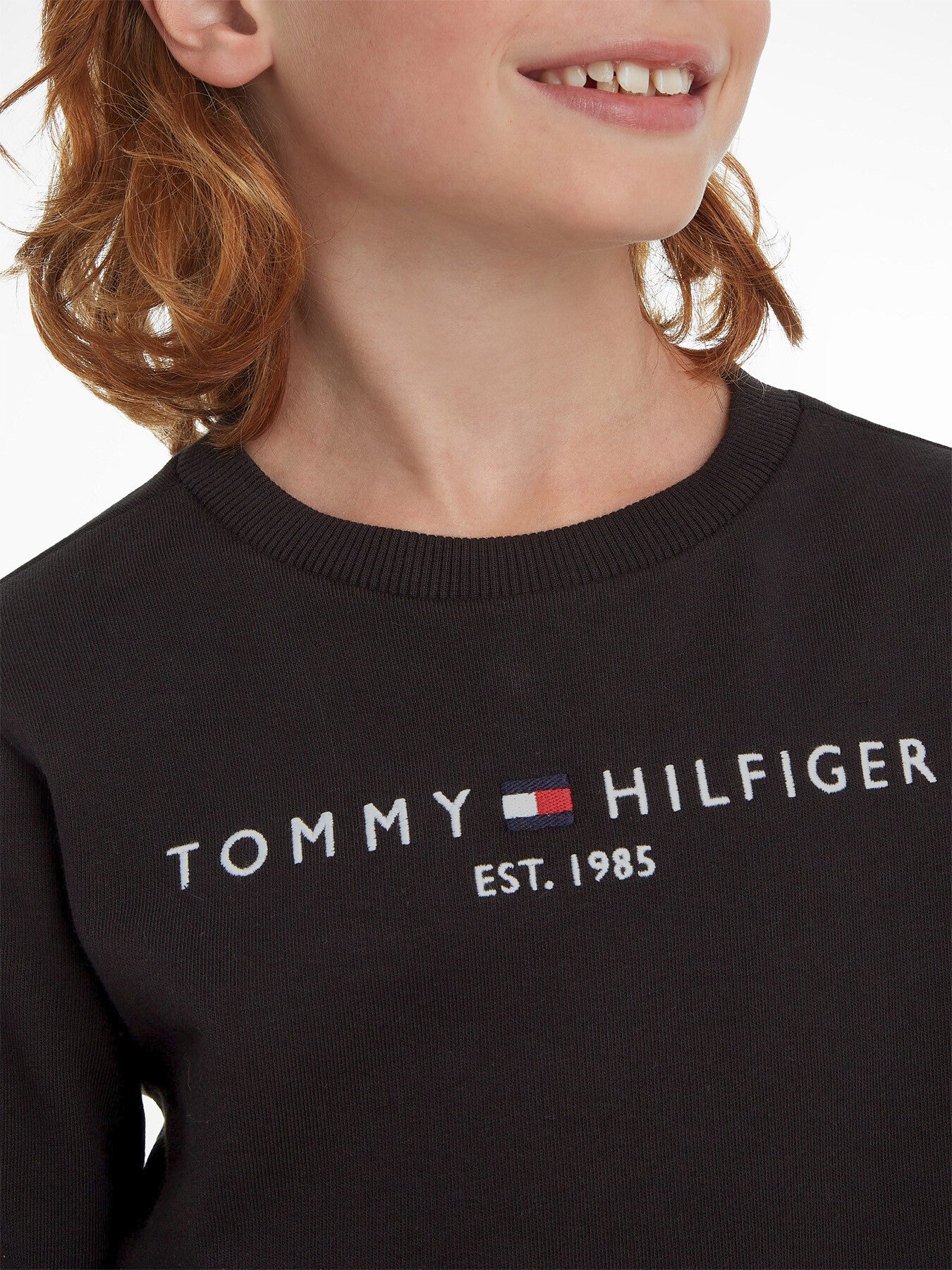 Essential Logo Sweatshirt