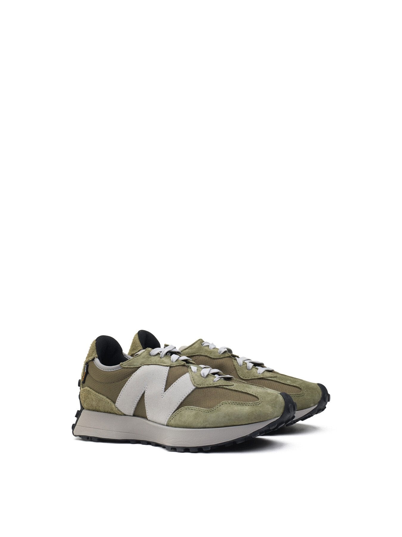 NEW BALANCE 327 Trainers